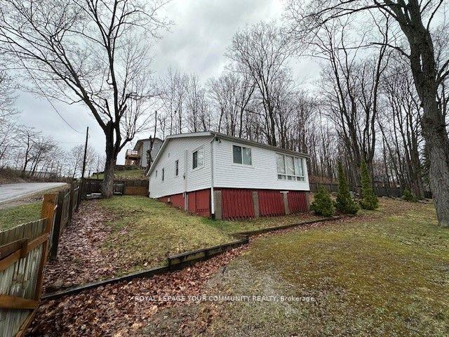 Photo 17 of 452 Champlain Road, Tiny, Rural Tiny — HOMEH