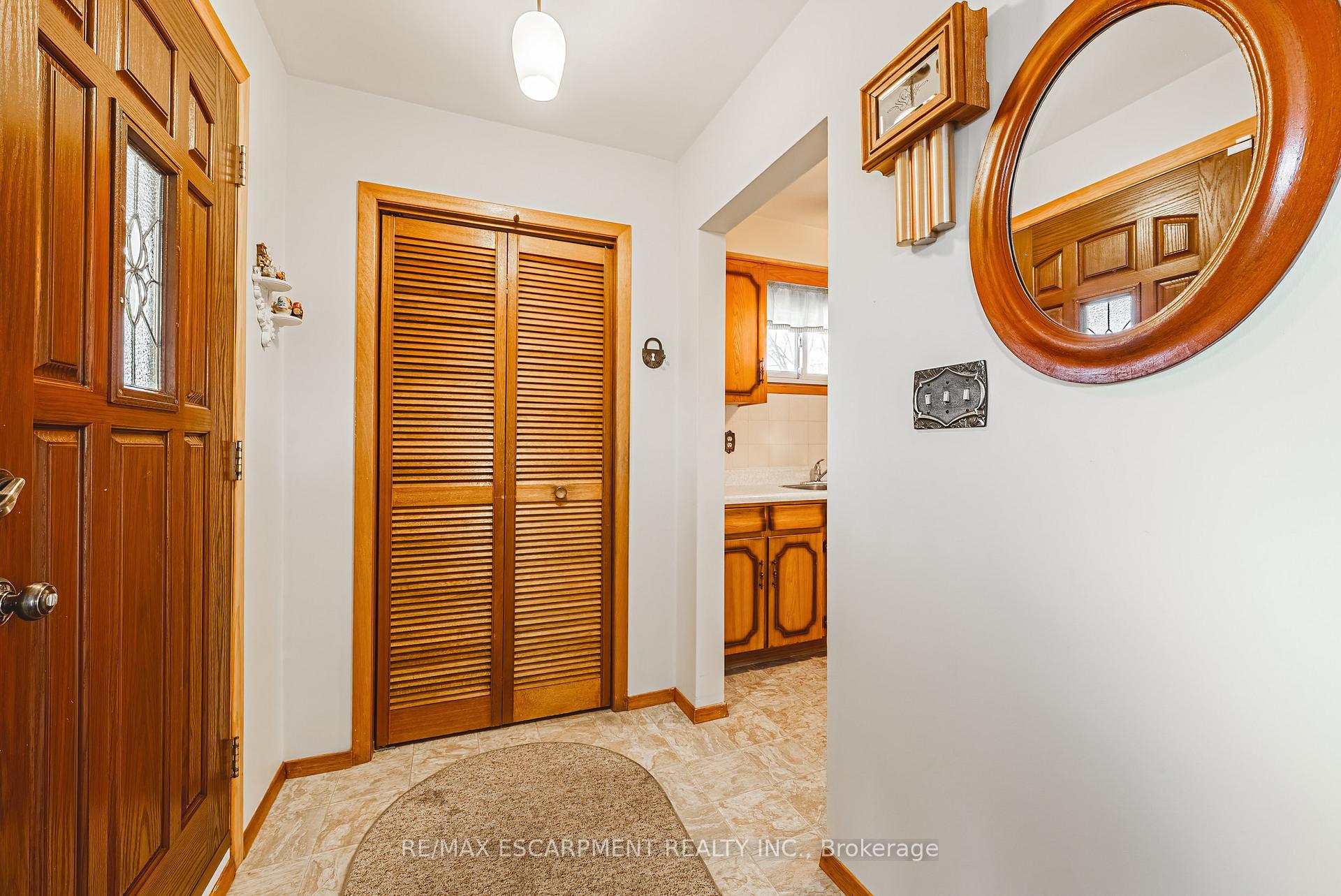 Photo 21 of 90 Pottruff Road N, Hamilton, Kentley — HOMEH