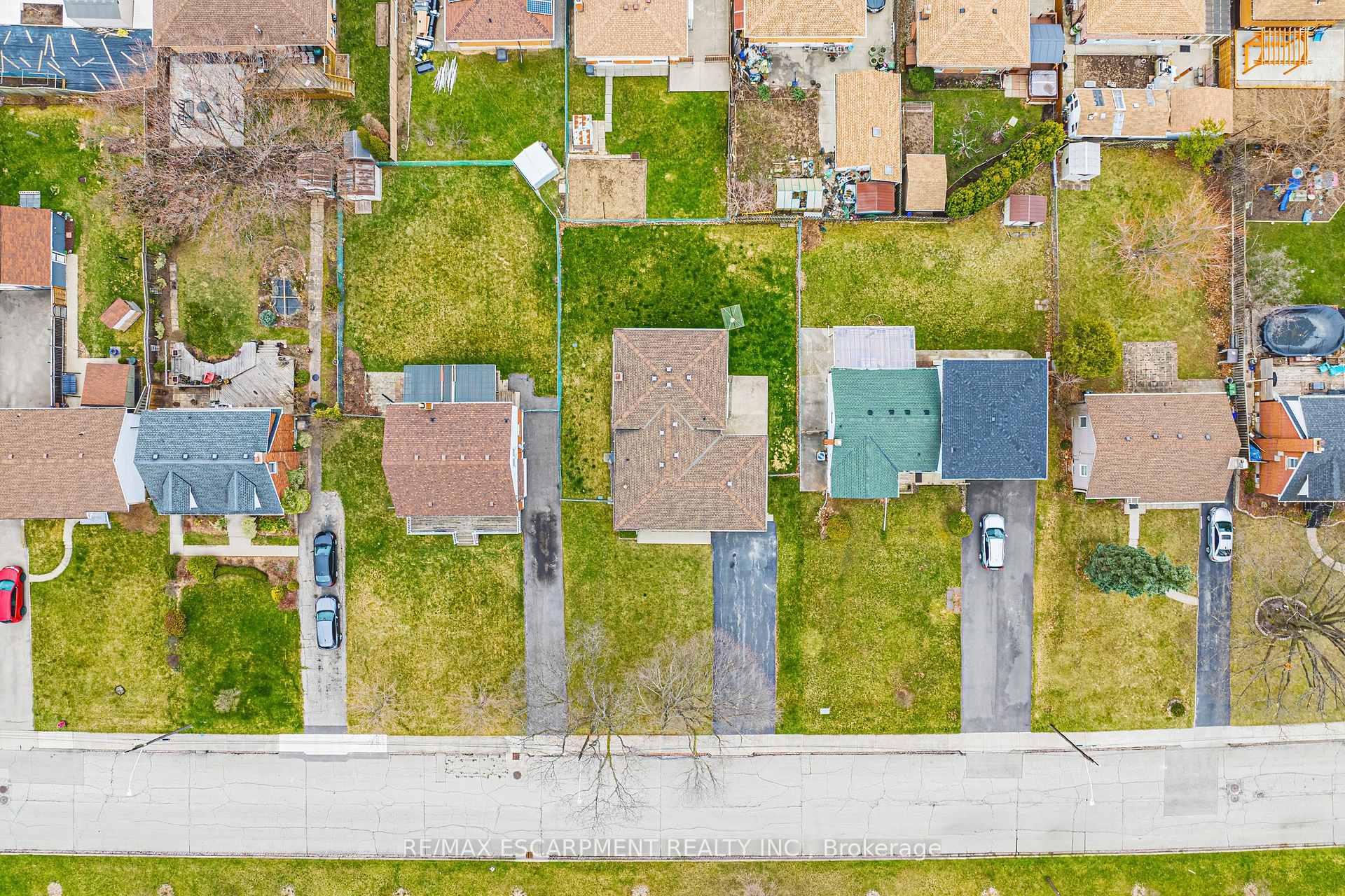 Photo 48 of 90 Pottruff Road N, Hamilton, Kentley — HOMEH