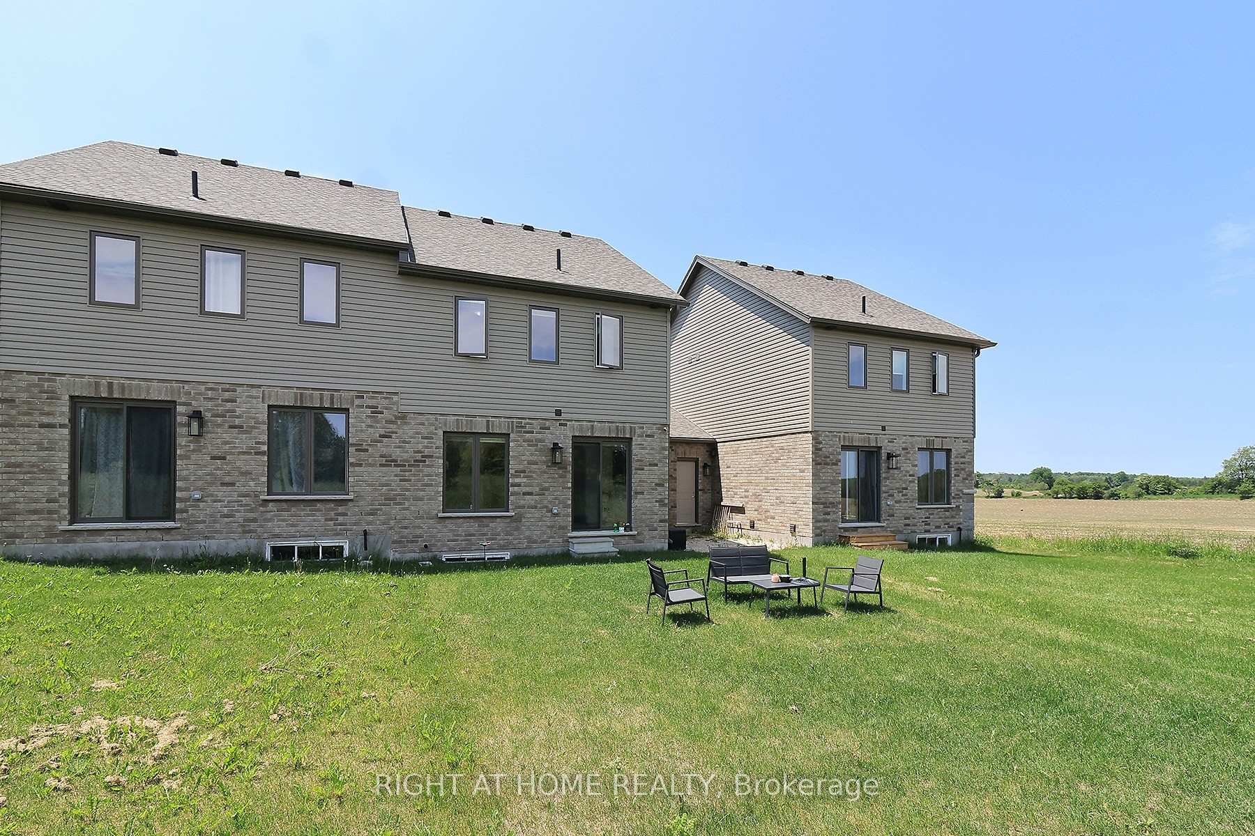 Photo 33 of 129 Stan Baker Boulevard, Grey Highlands — HOMEH