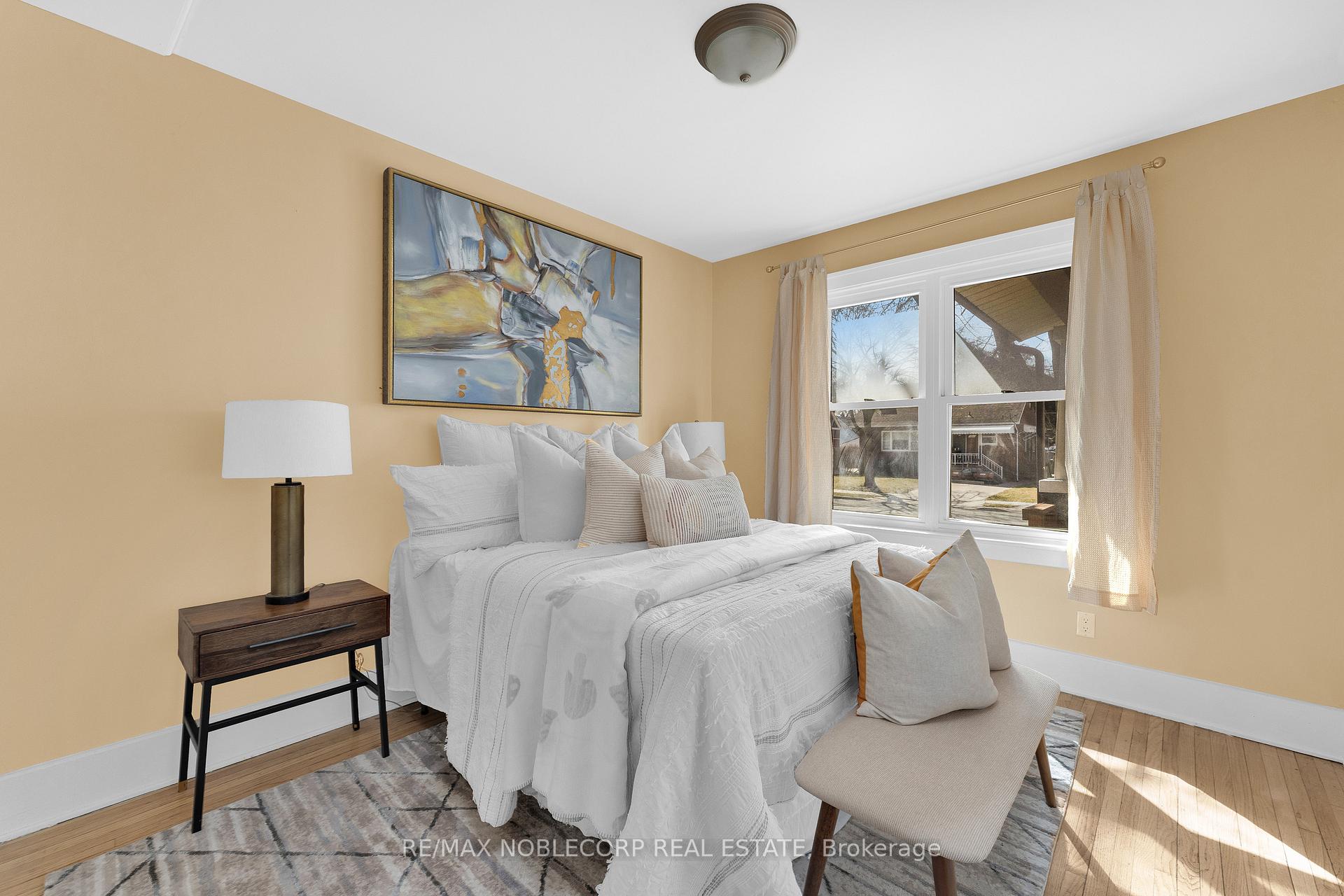Photo 12 of 1640 Pillette Road, Windsor — HOMEH