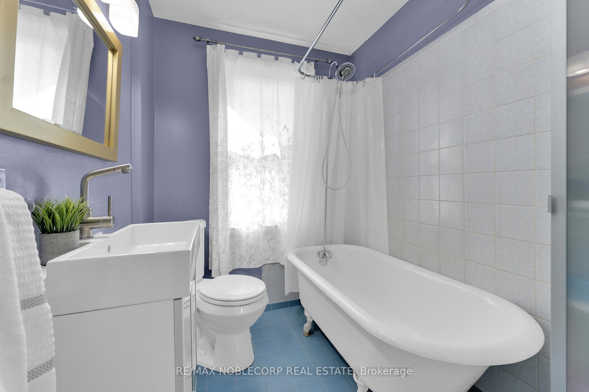 Photo 14 of 1640 Pillette Road, Windsor — HOMEH