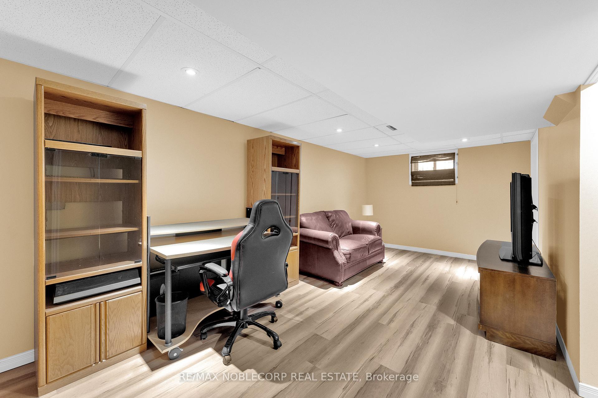 Photo 20 of 1640 Pillette Road, Windsor — HOMEH