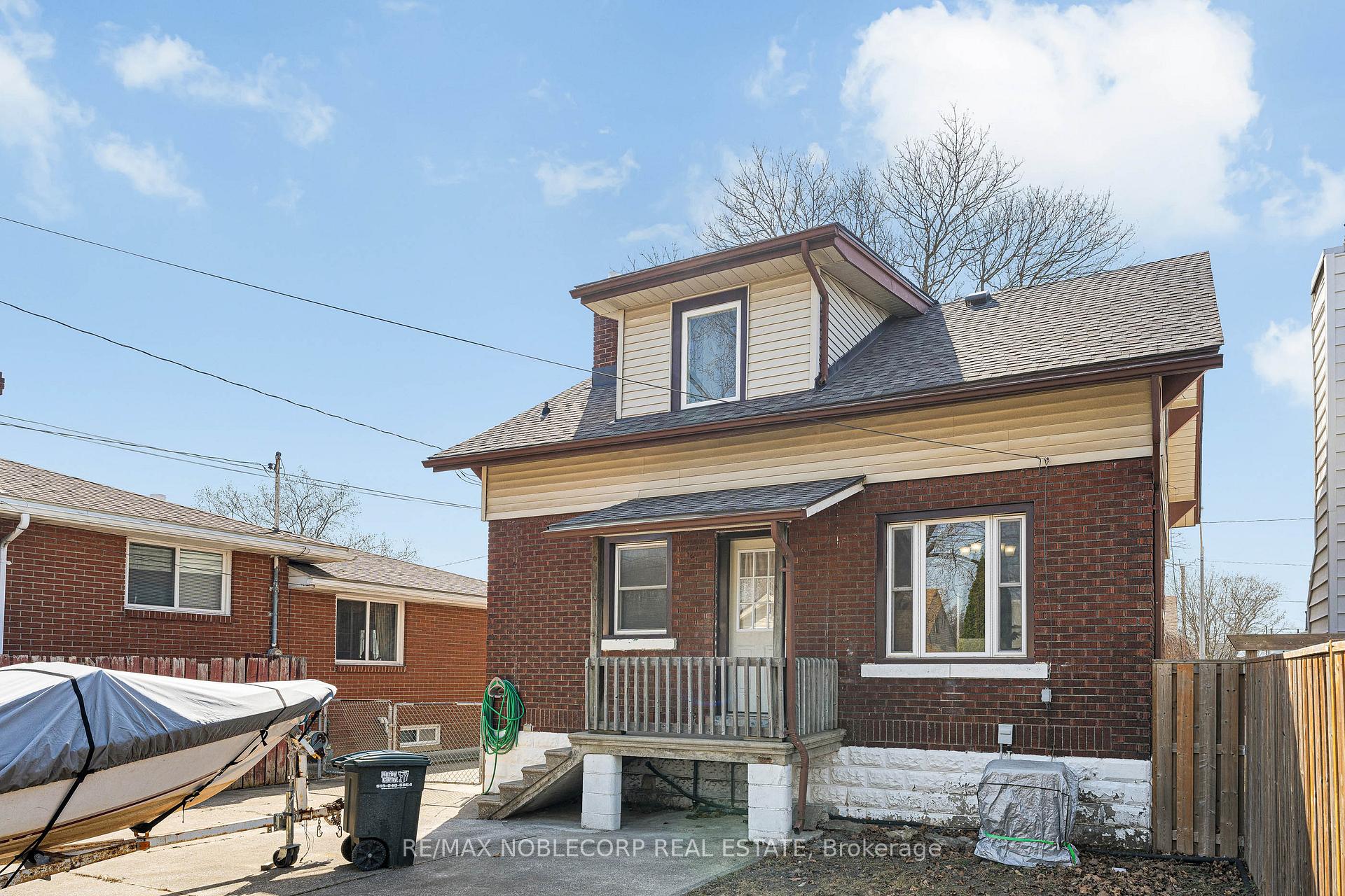 Photo 31 of 1640 Pillette Road, Windsor — HOMEH