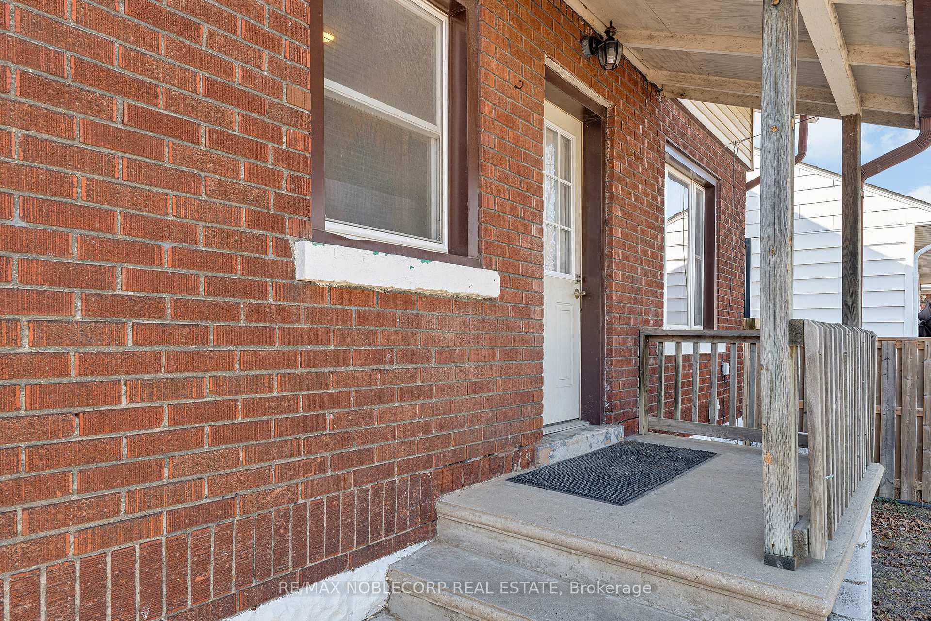 Photo 33 of 1640 Pillette Road, Windsor — HOMEH
