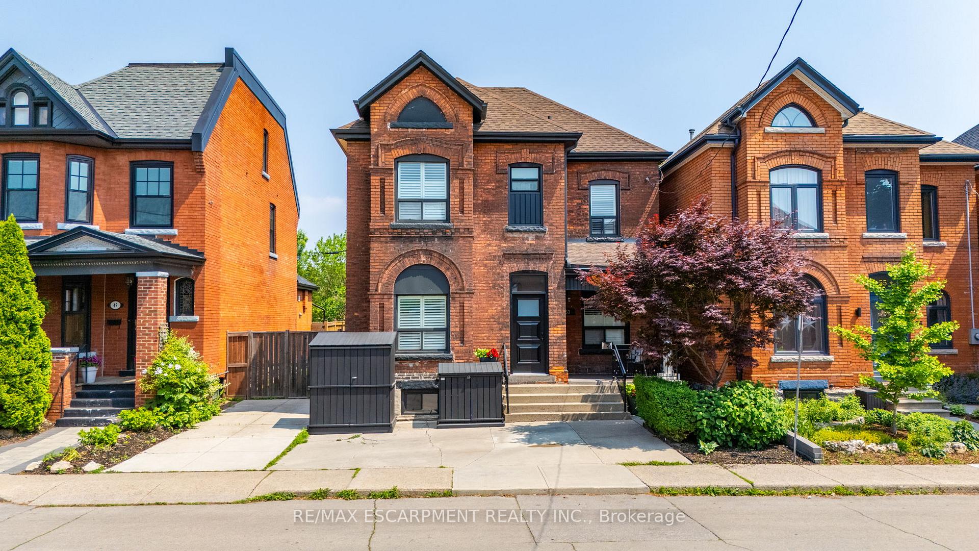 Front of 53 Murray Street E