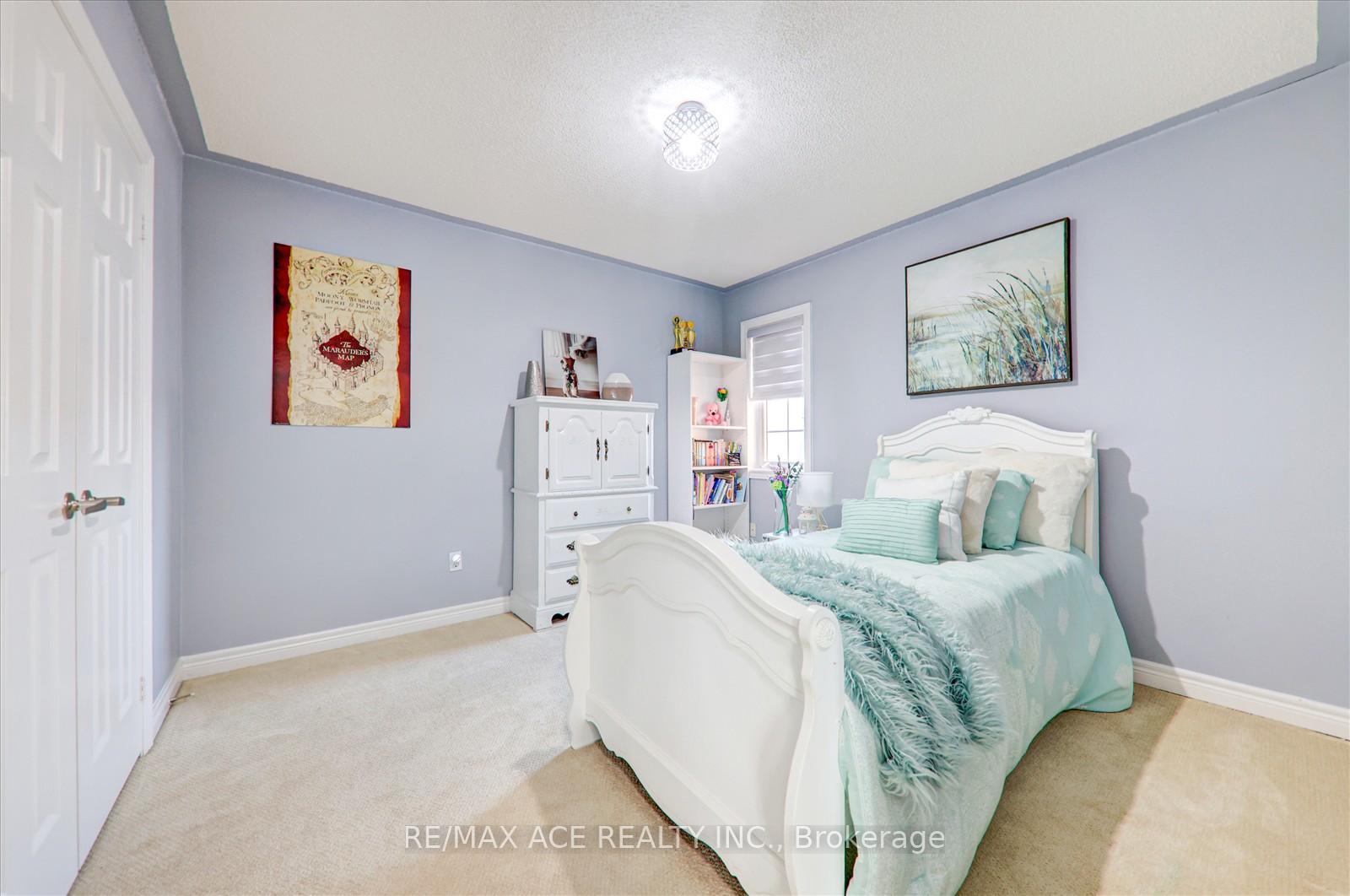 Photo 30 of 62 Saffron Crescent, Brampton, Bramalea North Industrial — HOMEH