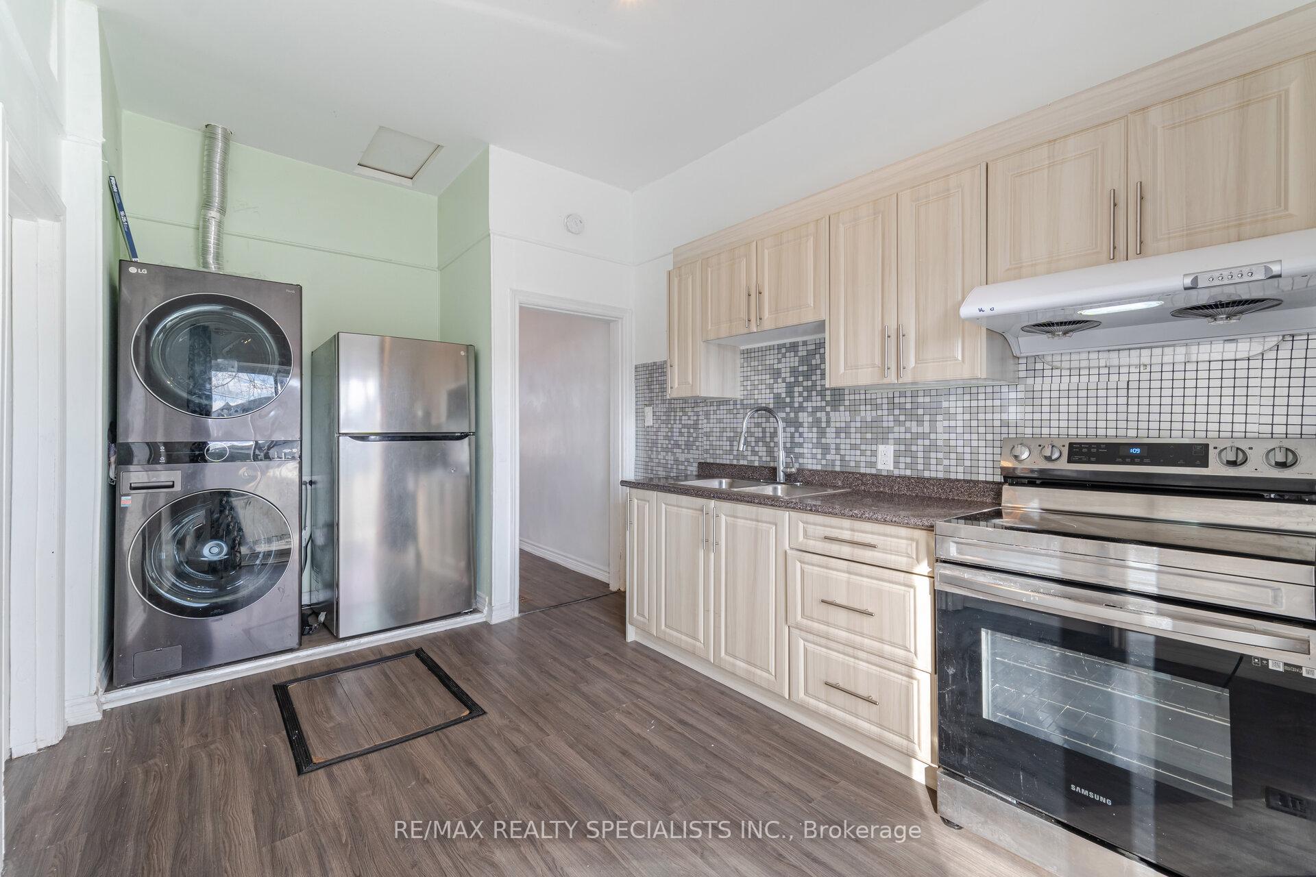 Photo 15 of 24 Harvey Street, Hamilton, Gibson — HOMEH