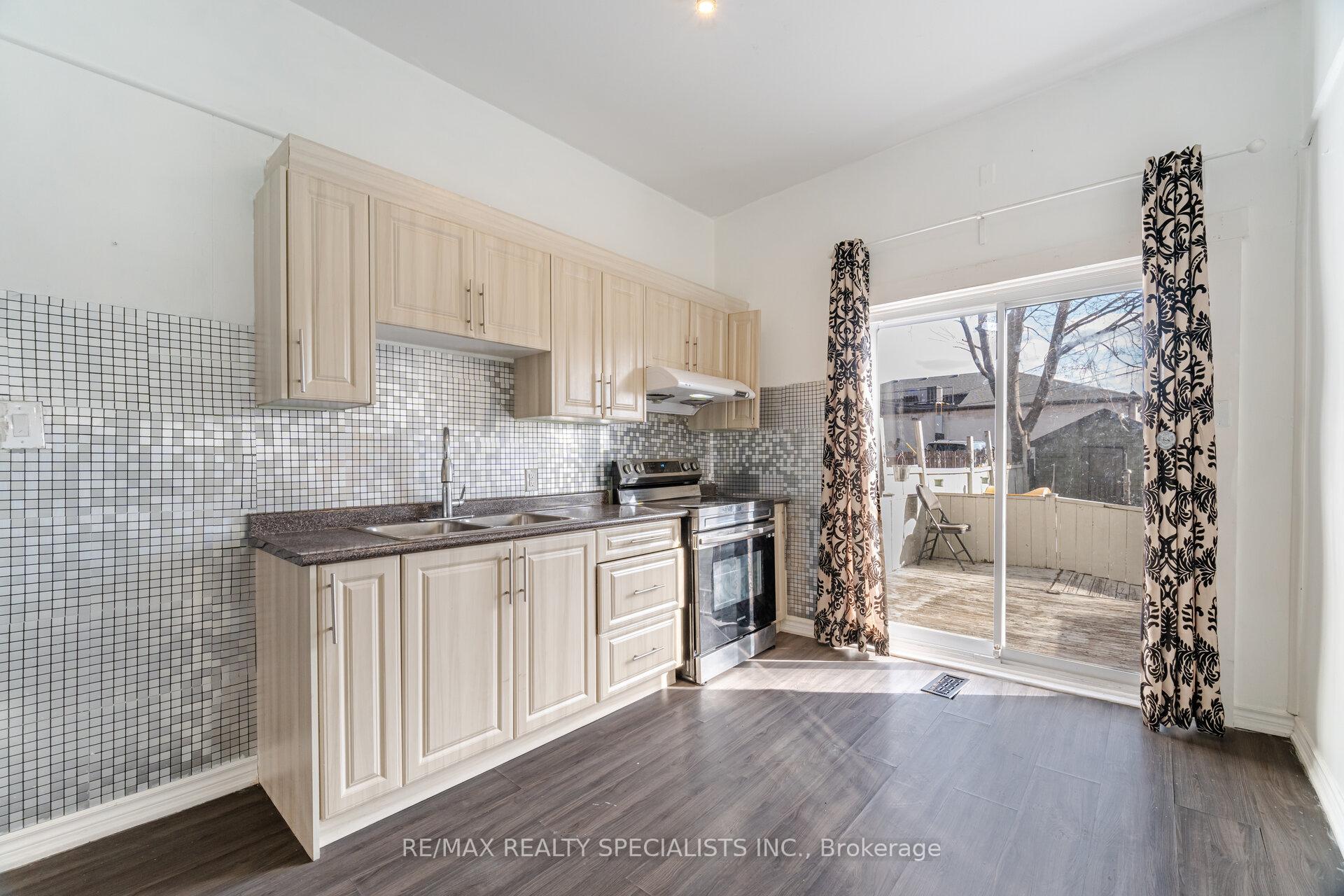 Photo 20 of 24 Harvey Street, Hamilton, Gibson — HOMEH