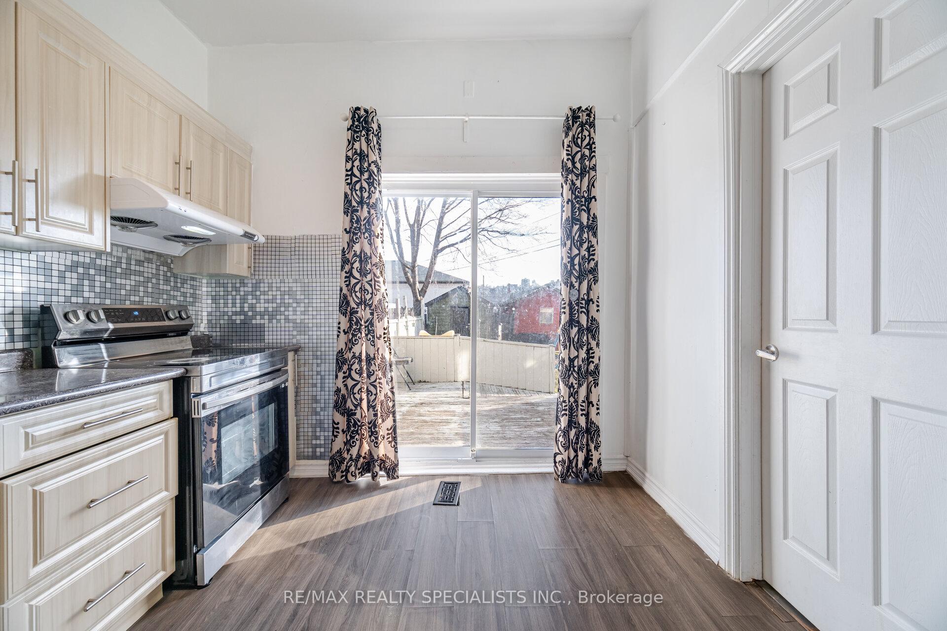 Photo 23 of 24 Harvey Street, Hamilton, Gibson — HOMEH