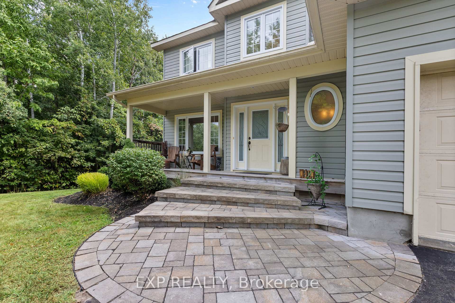 Photo 2 of 8325 Albert Bouwers Circle, Ottawa, Osgoode Twp North of Reg Rd 6 — HOMEH