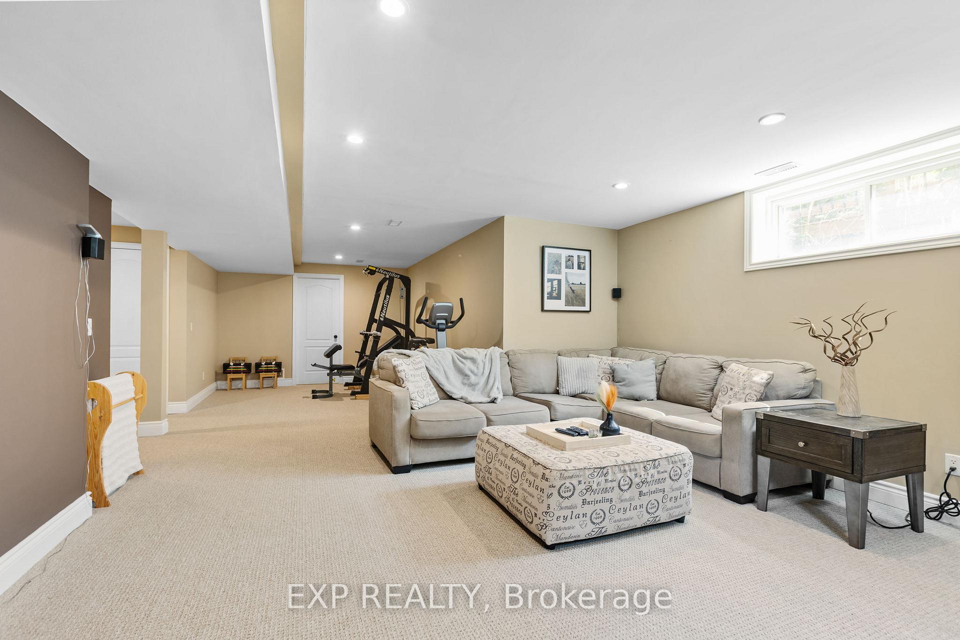 Photo 24 of 8325 Albert Bouwers Circle, Ottawa, Osgoode Twp North of Reg Rd 6 — HOMEH