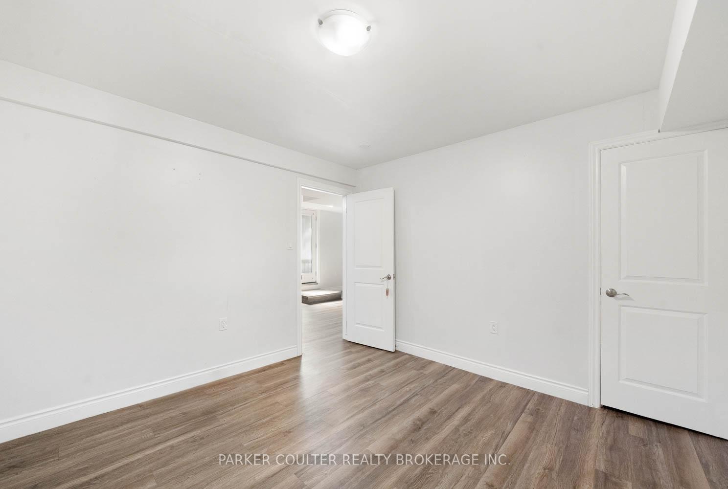 Photo 12 of 150 Daphne Crescent, Barrie, Cundles East — HOMEH