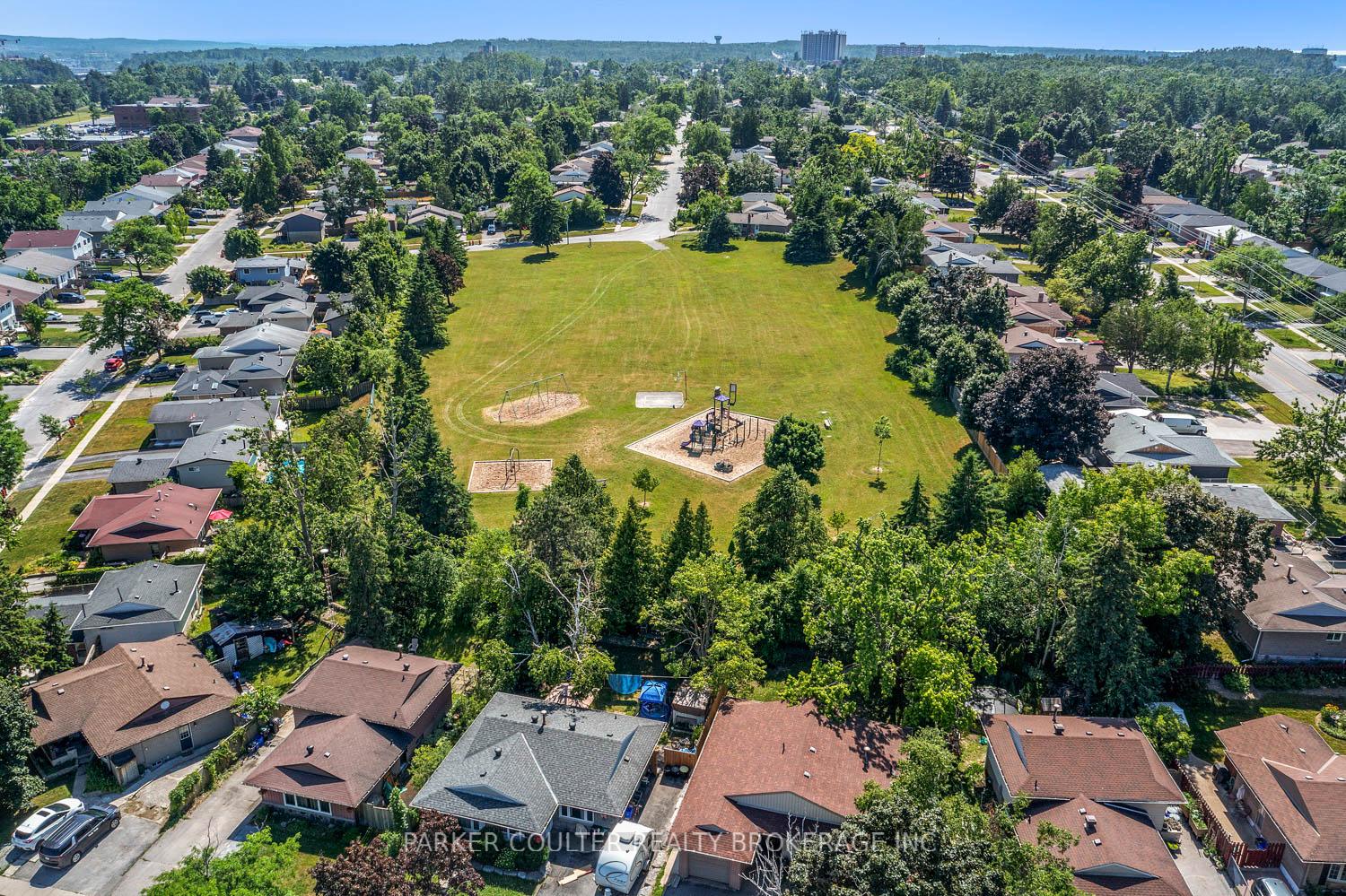 Photo 42 of 150 Daphne Crescent, Barrie, Cundles East — HOMEH