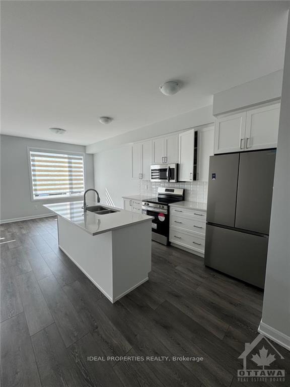 Photo 6 of 721 Lurgan Way, Ottawa, Barrhaven - Half Moon Bay — HOMEH