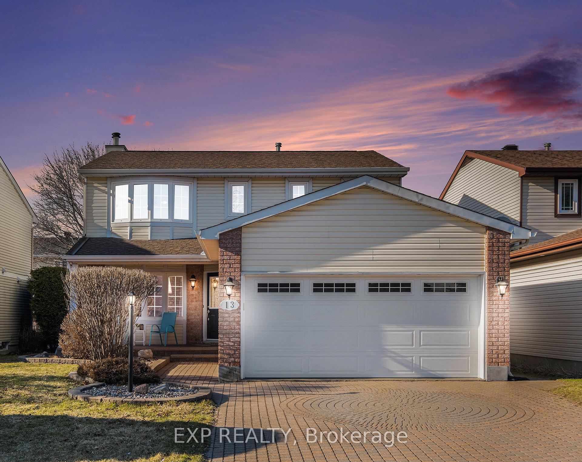 Photo 1 of 13 Pepperrall Crescent, Ottawa, Barrhaven - Heritage Park — HOMEH