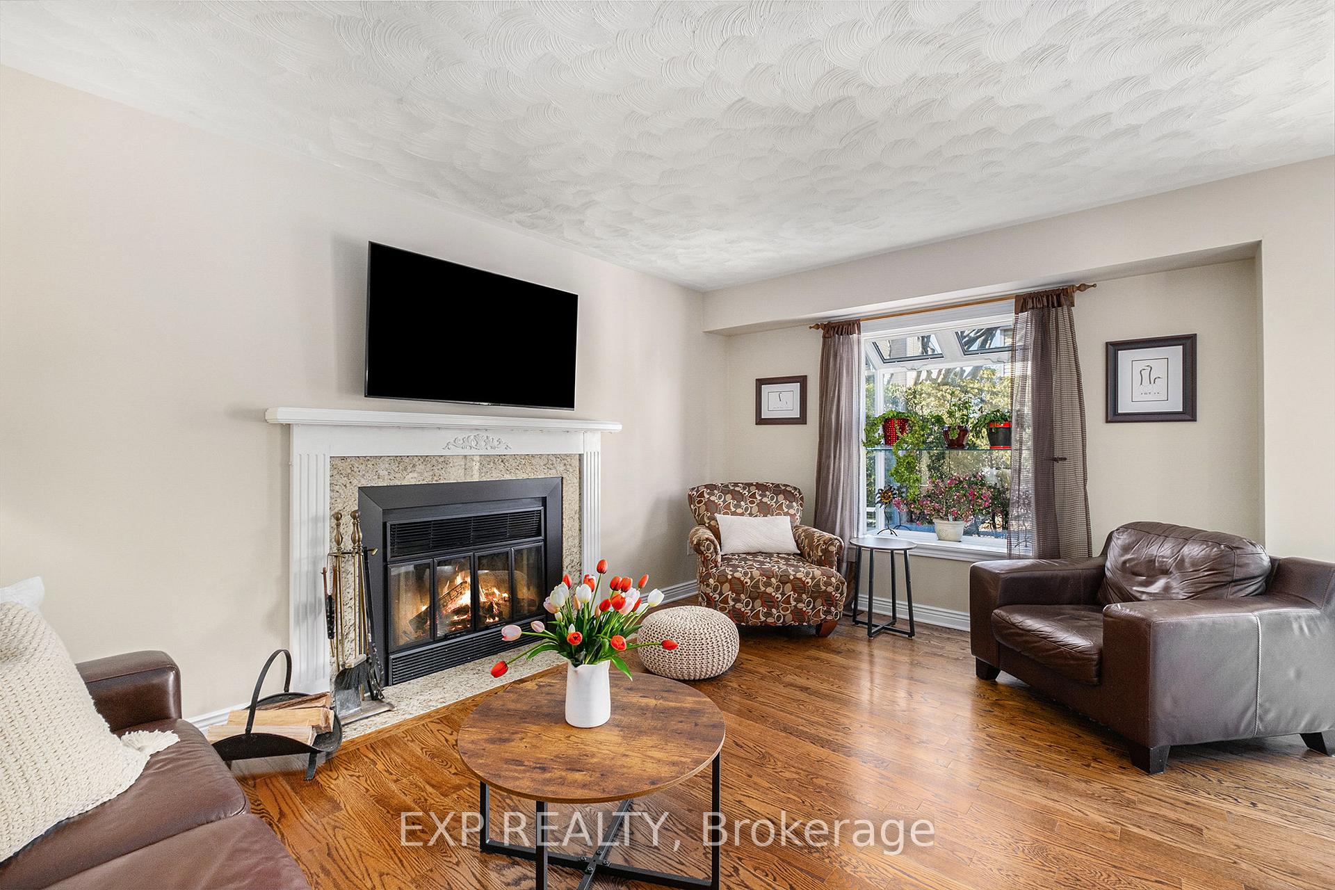 Photo 14 of 13 Pepperrall Crescent, Ottawa, Barrhaven - Heritage Park — HOMEH