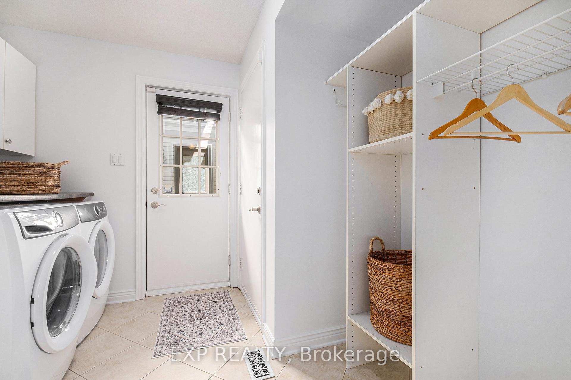 Photo 17 of 13 Pepperrall Crescent, Ottawa, Barrhaven - Heritage Park — HOMEH