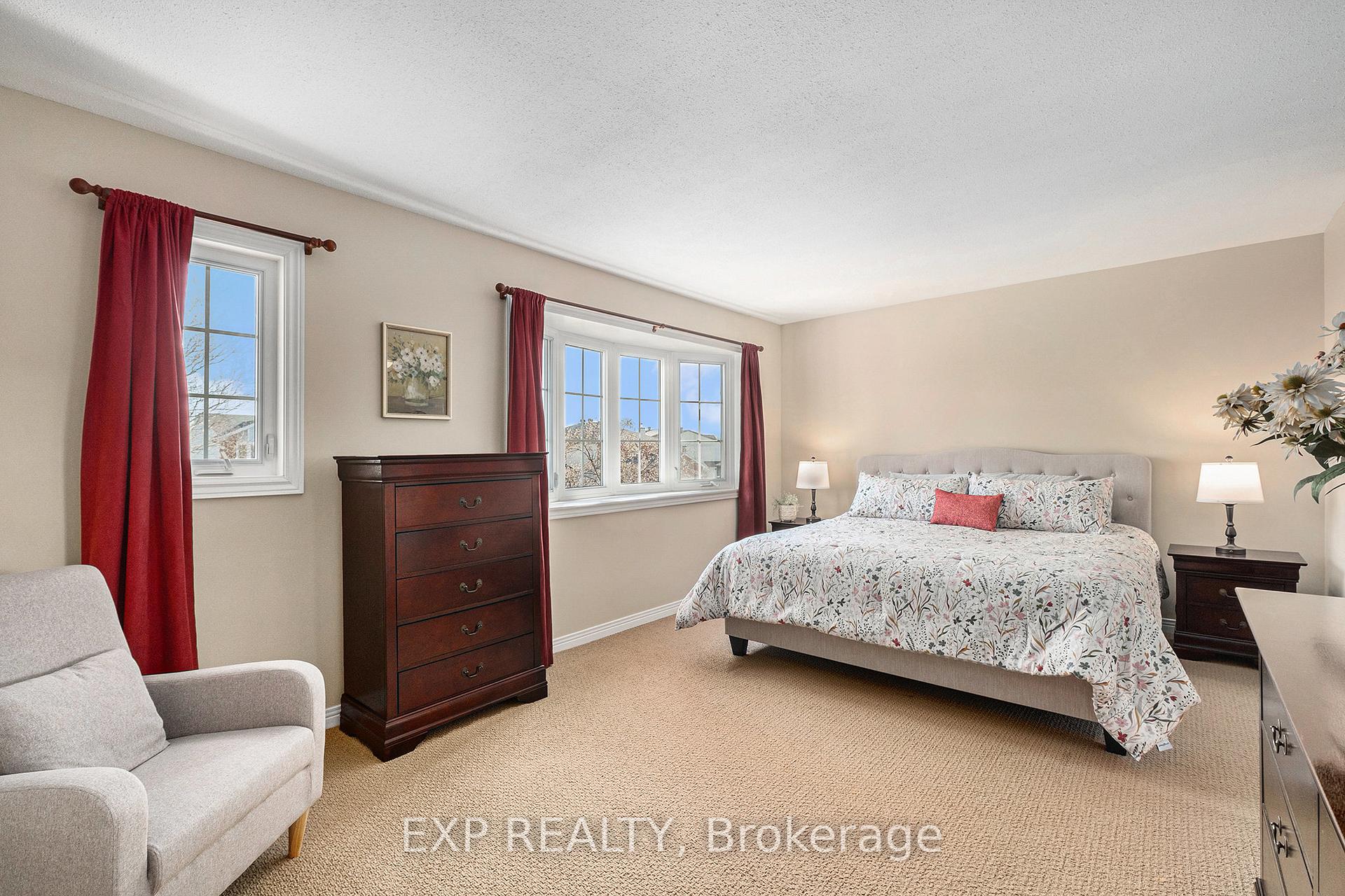 Photo 20 of 13 Pepperrall Crescent, Ottawa, Barrhaven - Heritage Park — HOMEH