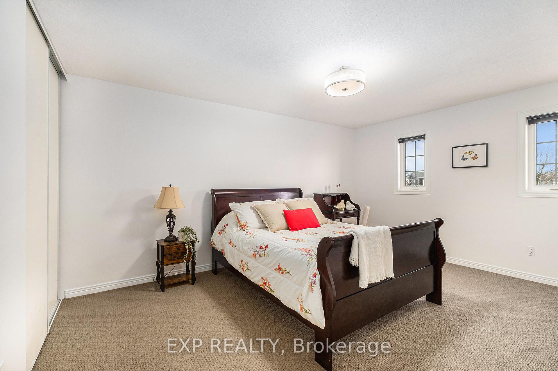Photo 27 of 13 Pepperrall Crescent, Ottawa, Barrhaven - Heritage Park — HOMEH
