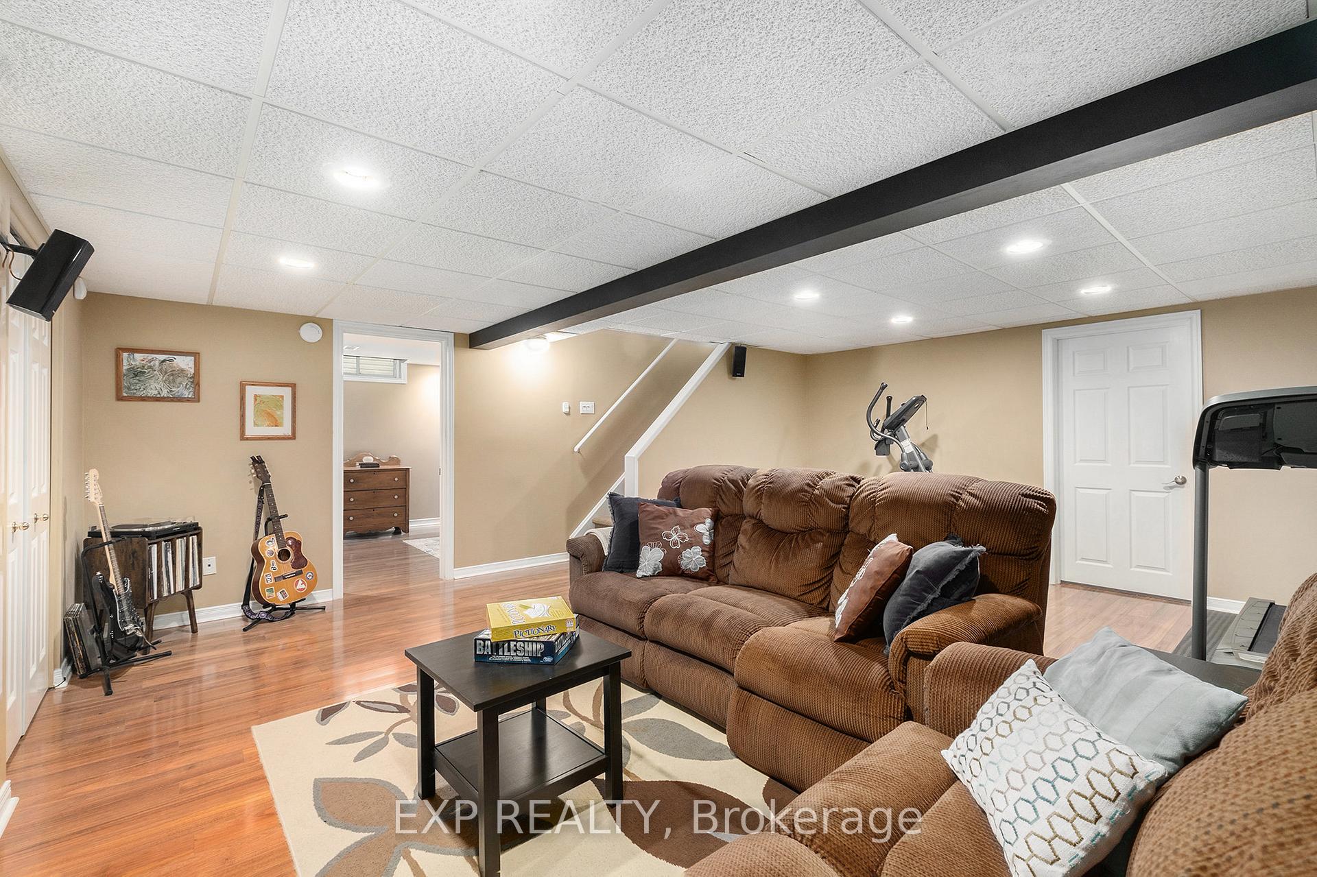 Photo 28 of 13 Pepperrall Crescent, Ottawa, Barrhaven - Heritage Park — HOMEH