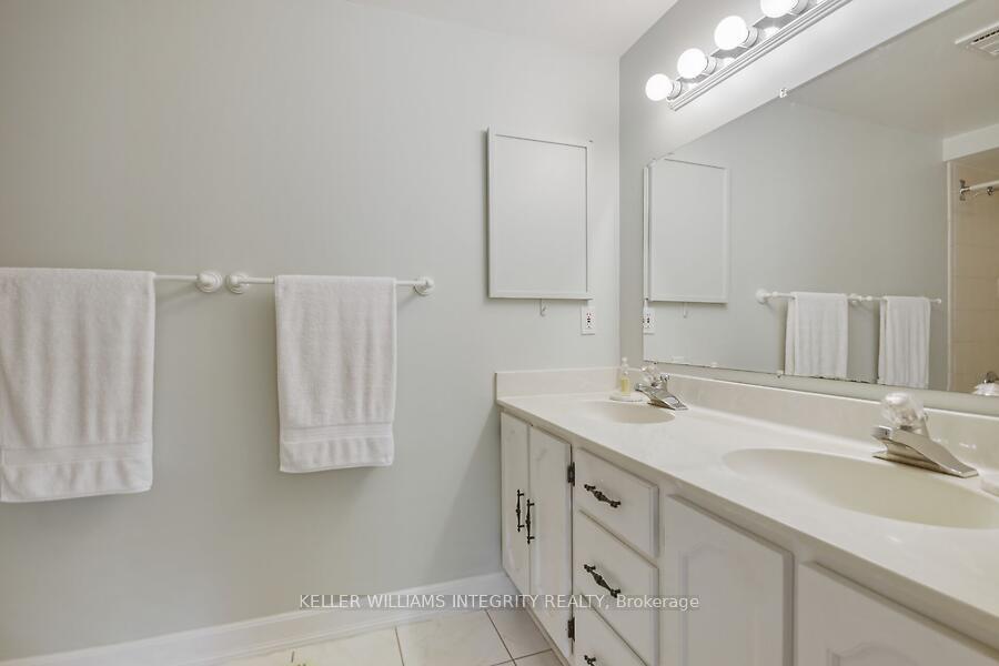 Photo 16 of 58 Lindhurst Crescent, Ottawa, Briargreen — HOMEH