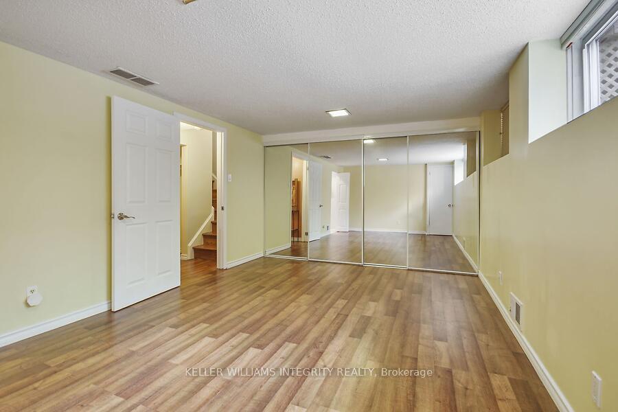 Photo 22 of 58 Lindhurst Crescent, Ottawa, Briargreen — HOMEH