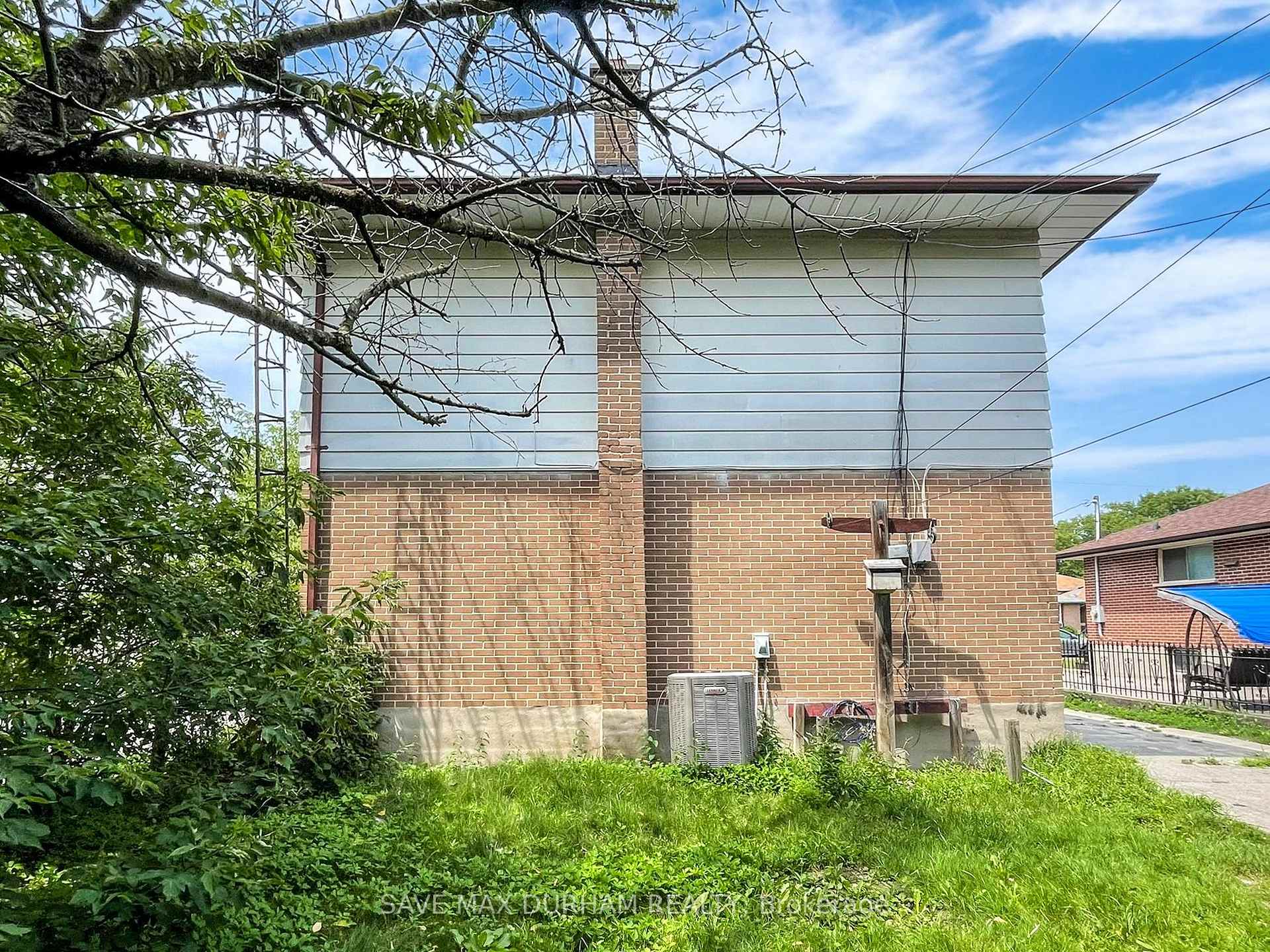 Photo 10 of 55 Wayne Avenue, Oshawa, Centennial — HOMEH