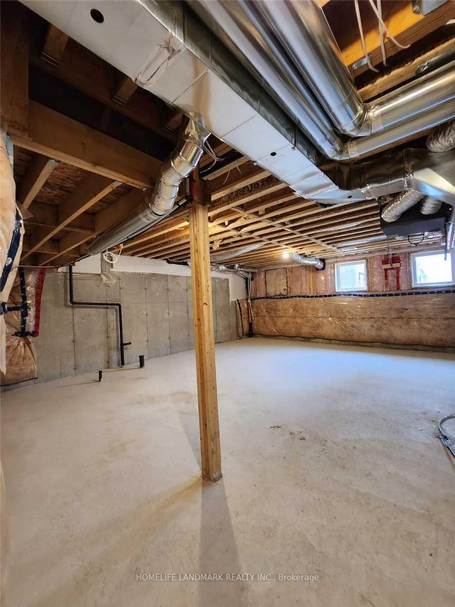 Photo 20 of 109 Yale Drive, Hamilton, Mount Hope — HOMEH