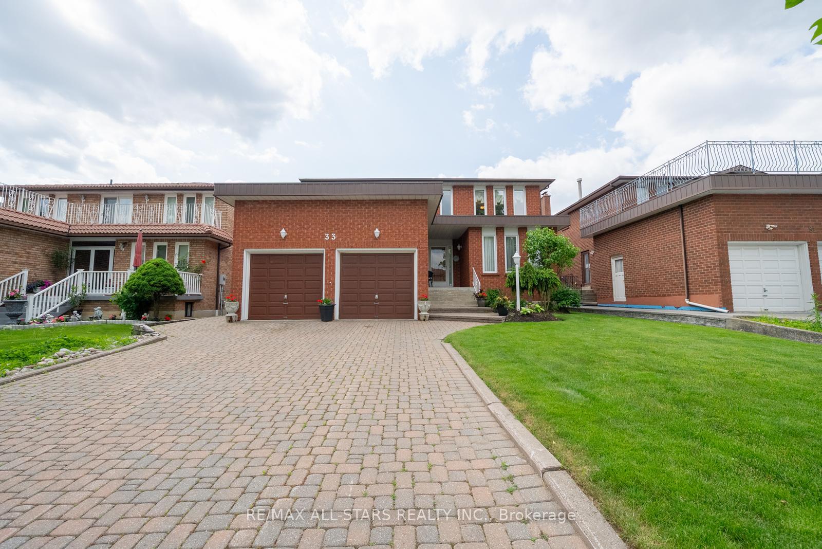 Photo 6 of 33 Dundee Crescent, Markham, Village Green-South Unionville — HOMEH