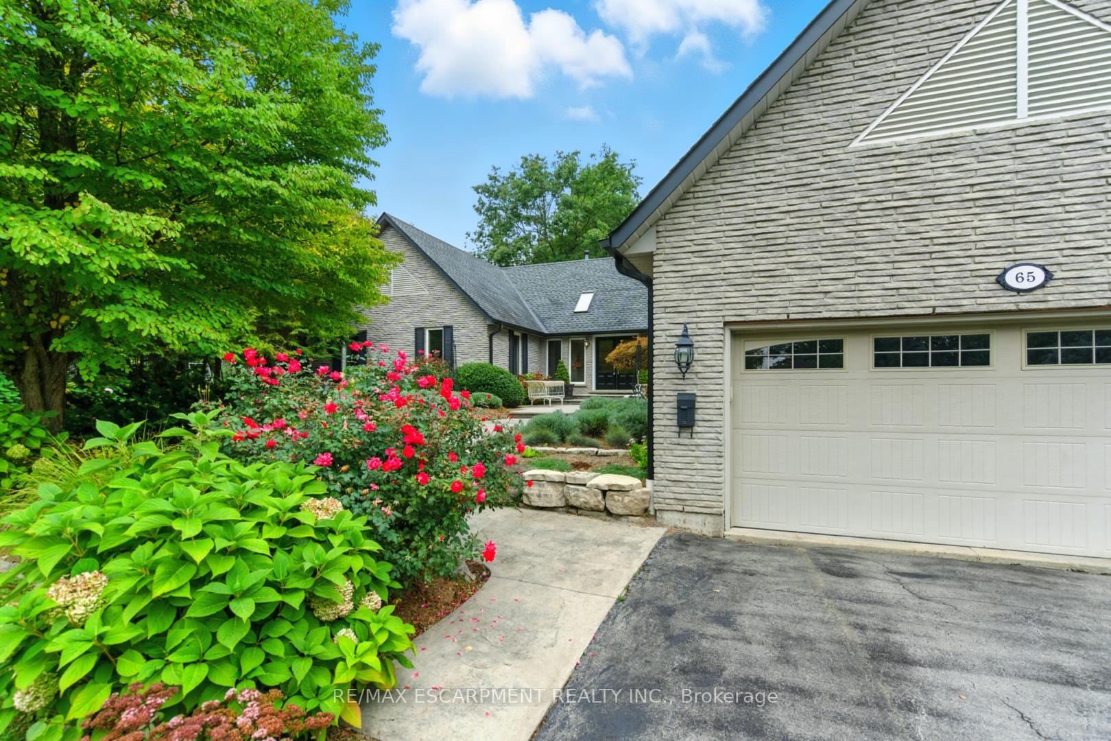 Photo 5 of 65 Maple Avenue, Hamilton, Greensville — HOMEH