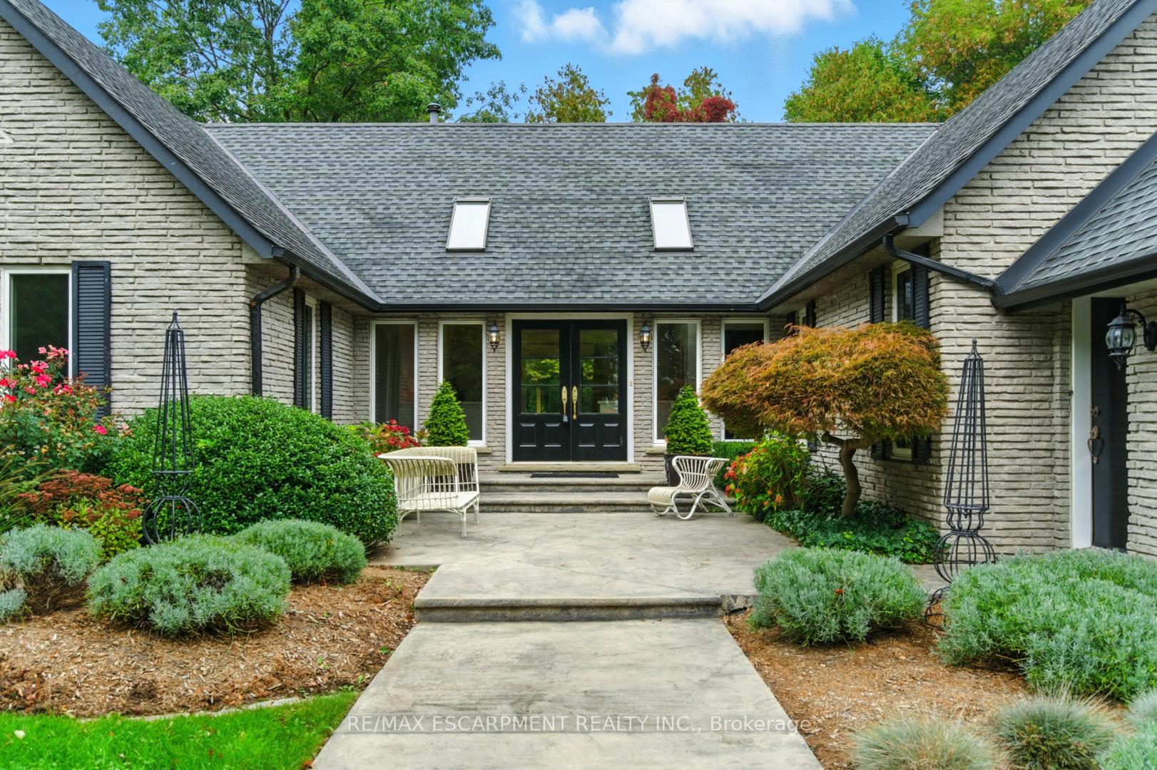 Photo 6 of 65 Maple Avenue, Hamilton, Greensville — HOMEH