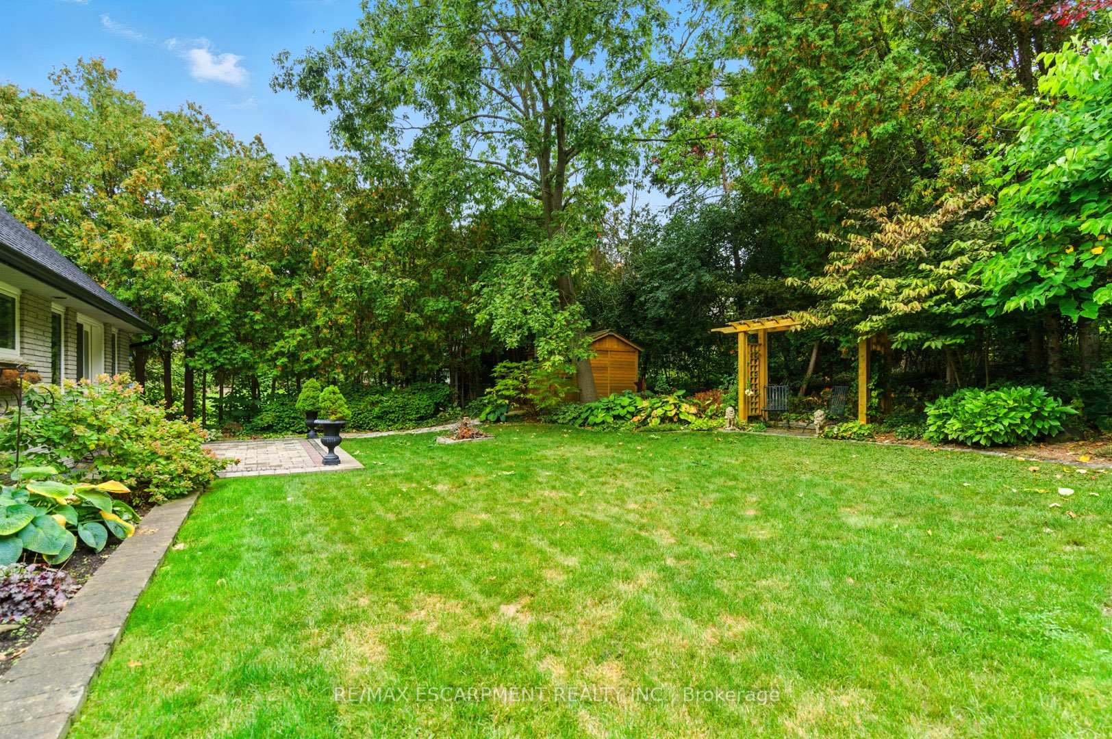 Photo 45 of 65 Maple Avenue, Hamilton, Greensville — HOMEH