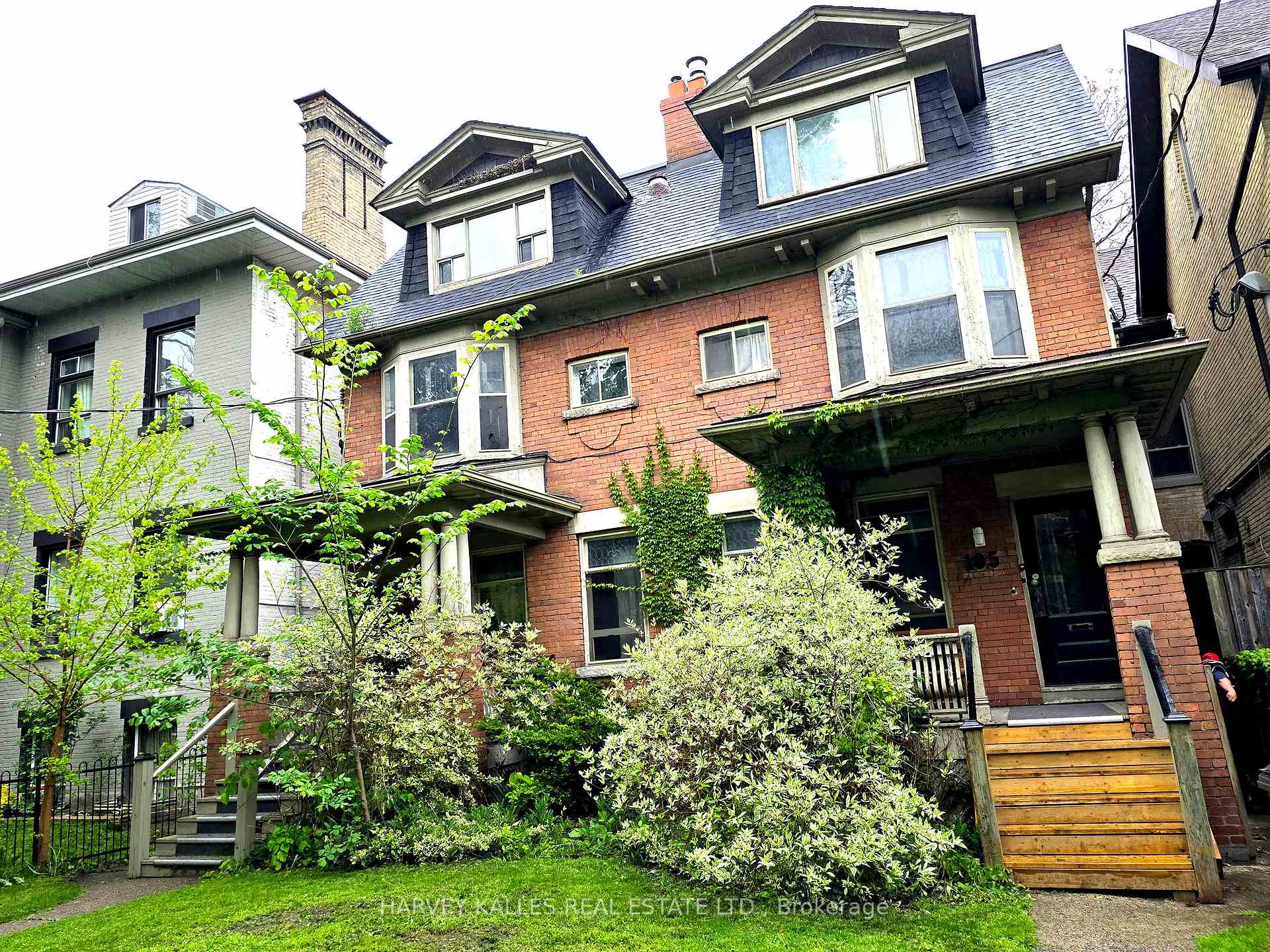 Photo 11 of 105 Pembroke Street, Toronto, Moss Park — HOMEH