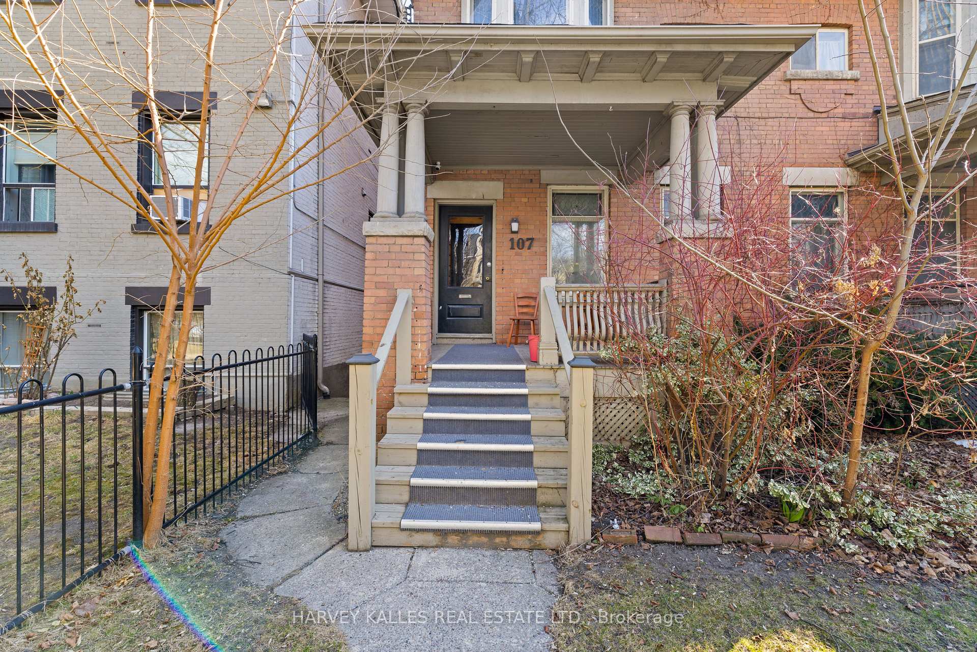 Photo 5 of 105 Pembroke Street, Toronto, Moss Park — HOMEH