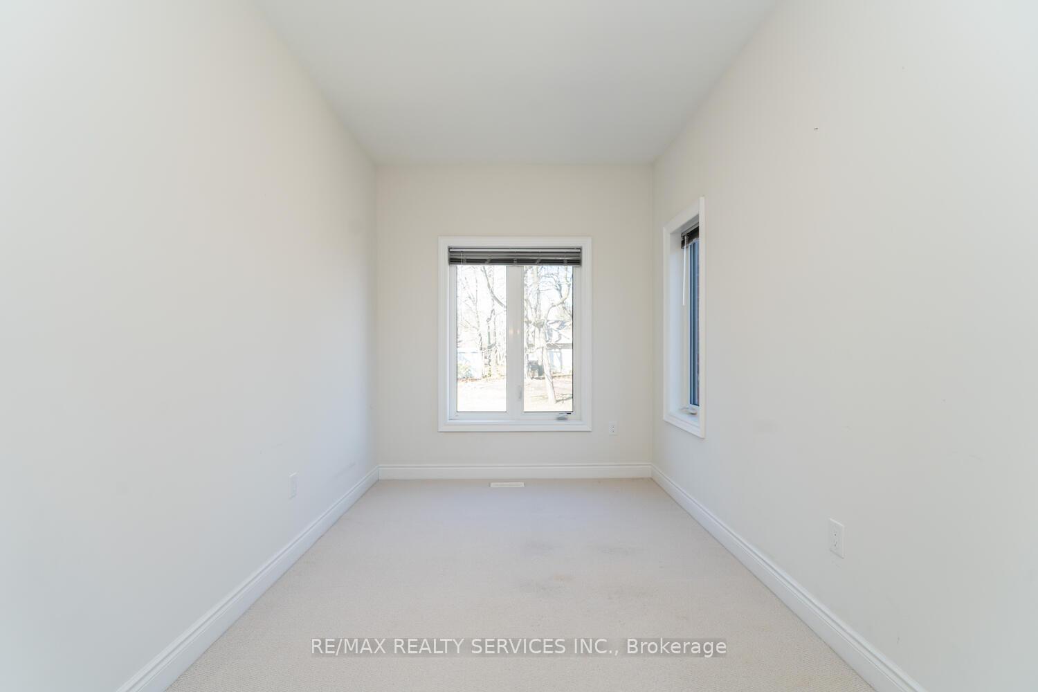Photo 25 of 945 Pondcliffe Court, Kitchener — HOMEH
