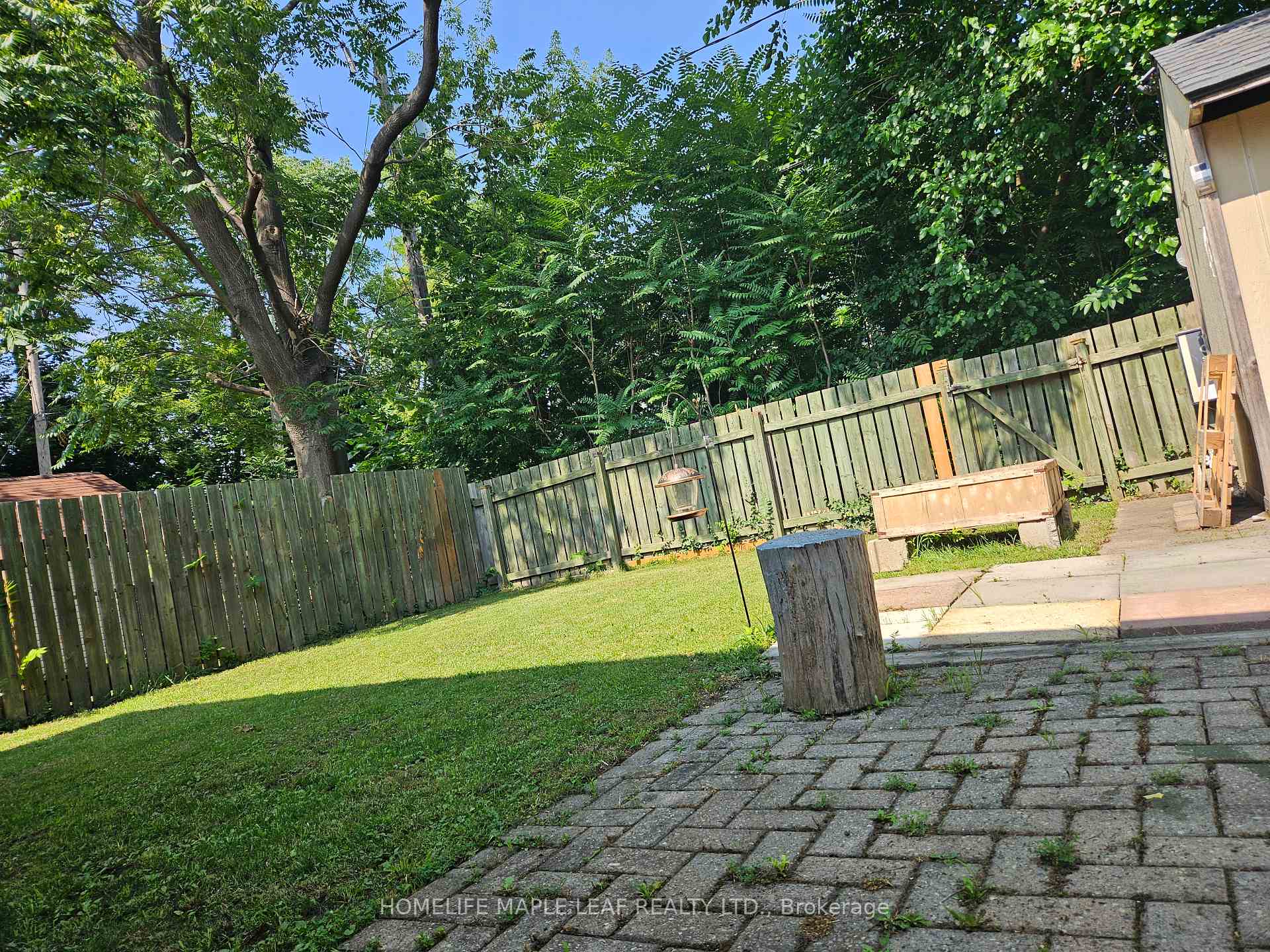 Photo 11 of 636 Josephine Avenue, Windsor — HOMEH