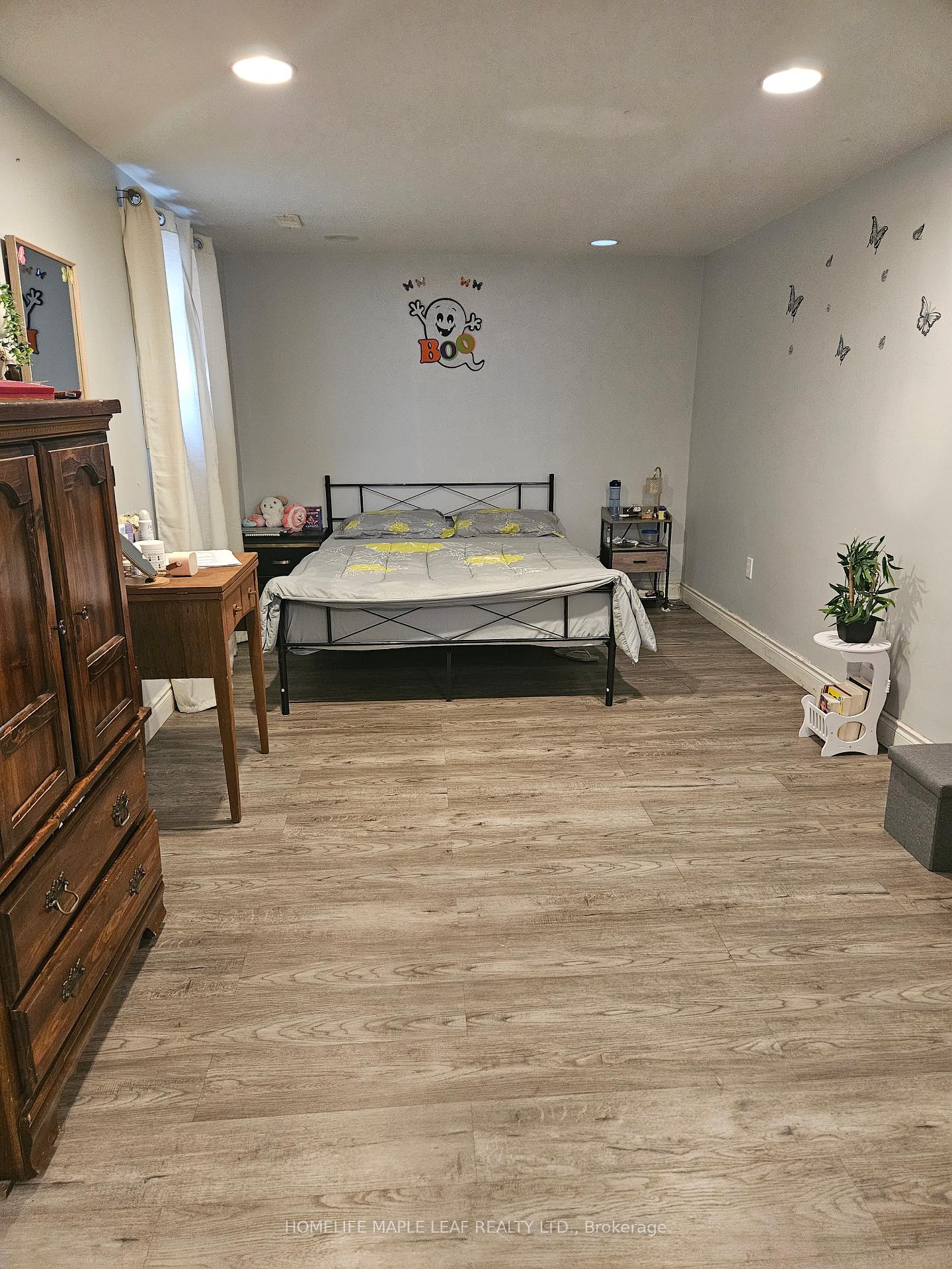 Photo 7 of 636 Josephine Avenue, Windsor — HOMEH