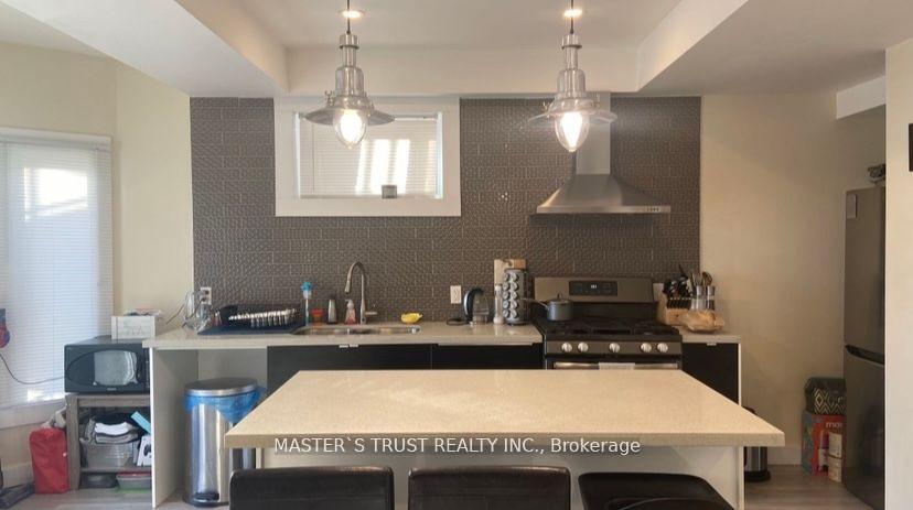 Photo 2 of 287 Macalister Boulevard, Guelph, Kortright East — HOMEH