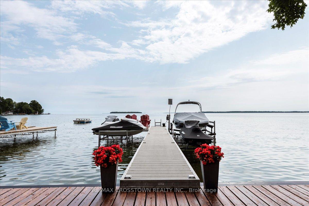 Photo 1 of 2301 Crystal Beach Road, Innisfil, Alcona — HOMEH