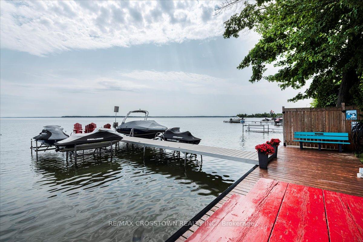 Photo 6 of 2301 Crystal Beach Road, Innisfil, Alcona — HOMEH