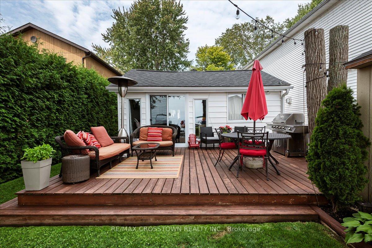 Photo 3 of 2301 Crystal Beach Road, Innisfil, Alcona — HOMEH