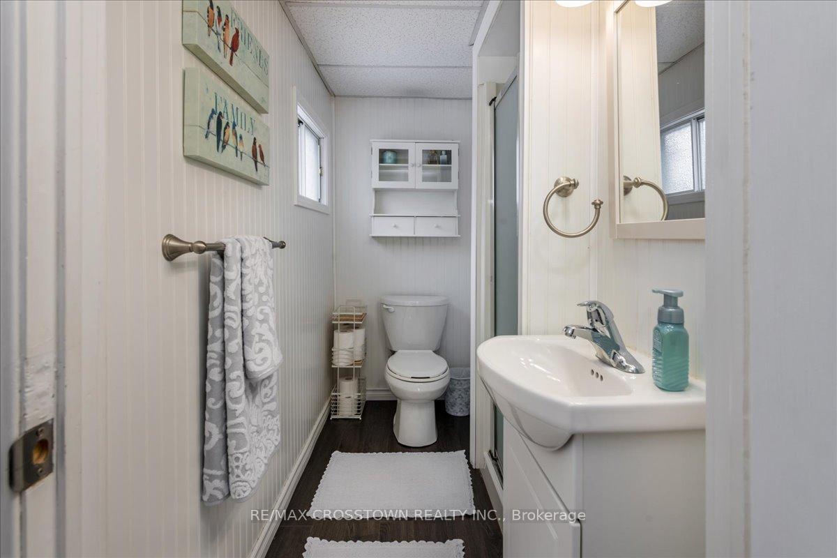 Photo 15 of 2301 Crystal Beach Road, Innisfil, Alcona — HOMEH