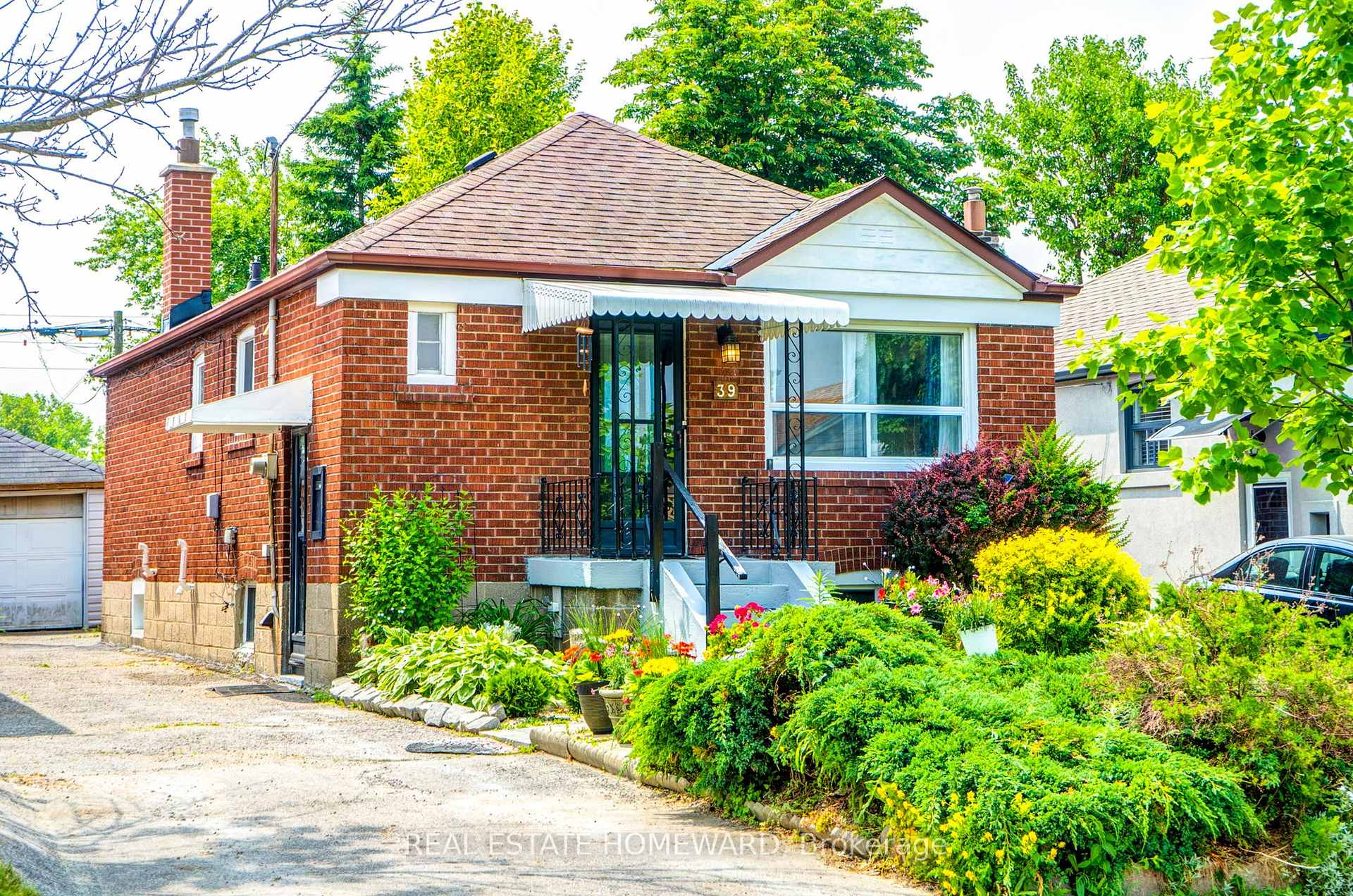Photo 1 of 39 Galbraith Avenue, Toronto, O'Connor-Parkview — HOMEH