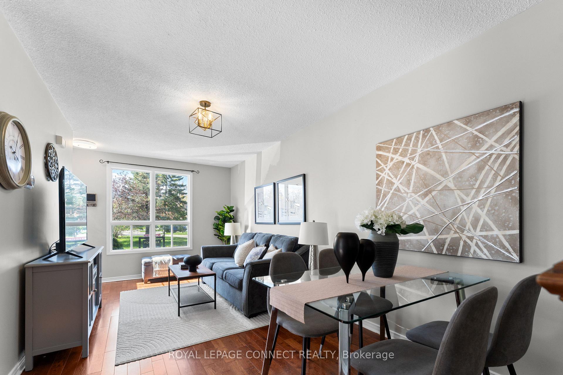 Photo 4 of 421 Pompano Court, Oshawa, Samac — HOMEH