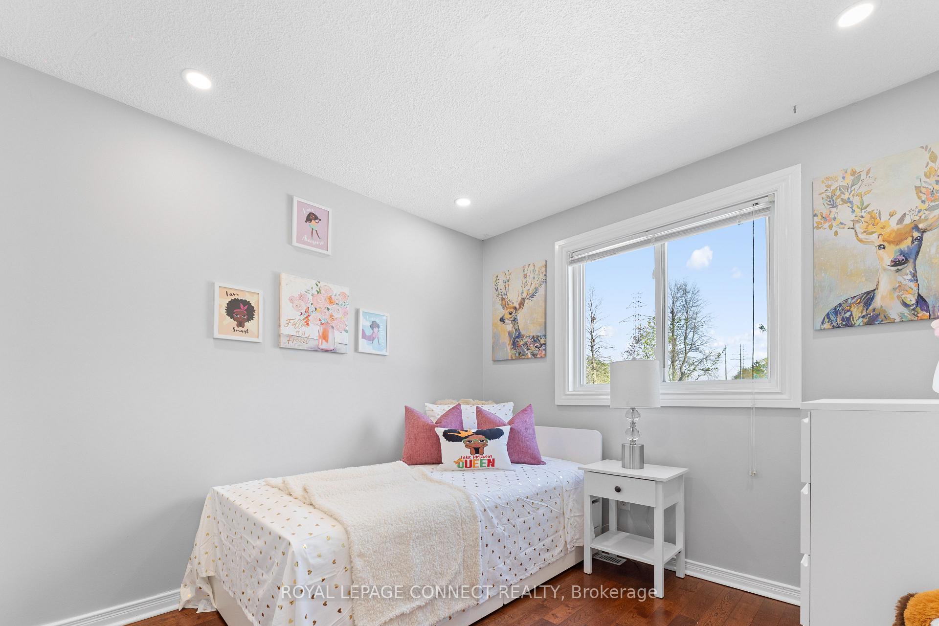 Photo 22 of 421 Pompano Court, Oshawa, Samac — HOMEH