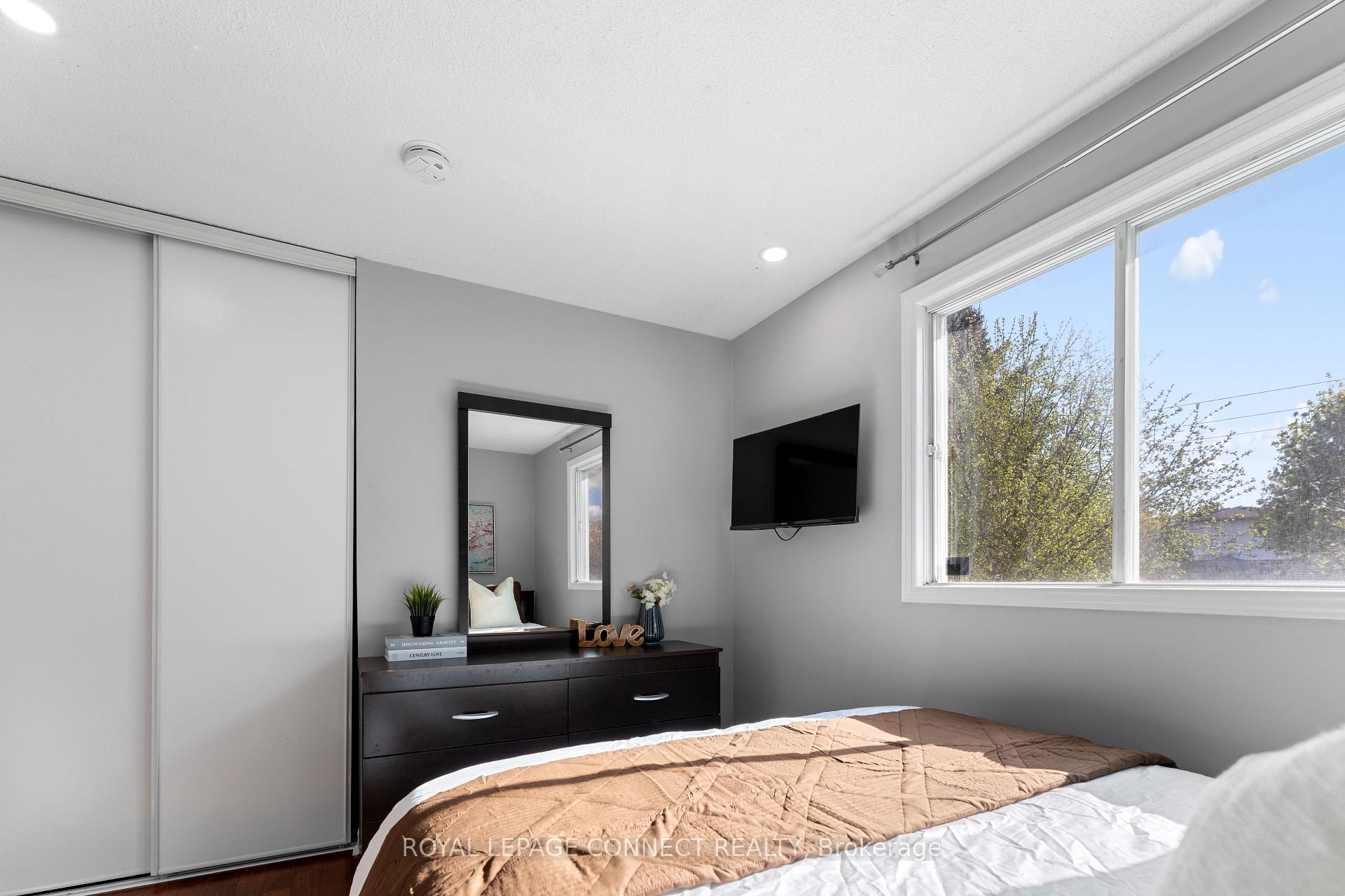Photo 27 of 421 Pompano Court, Oshawa, Samac — HOMEH