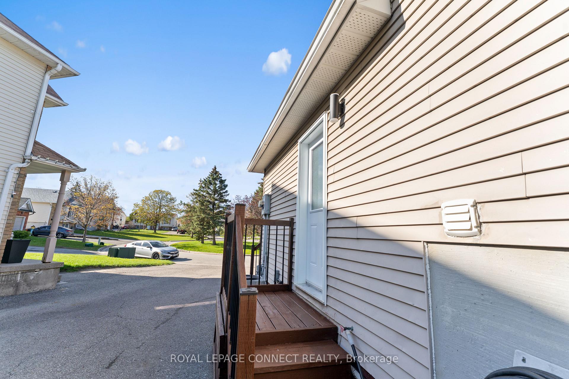 Photo 25 of 421 Pompano Court, Oshawa, Samac — HOMEH