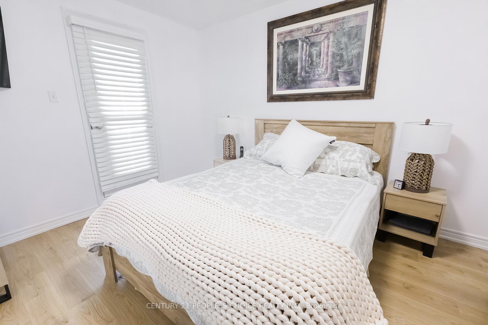 Photo 31 of 102 Roy Grove Way, Markham, Greensborough — HOMEH