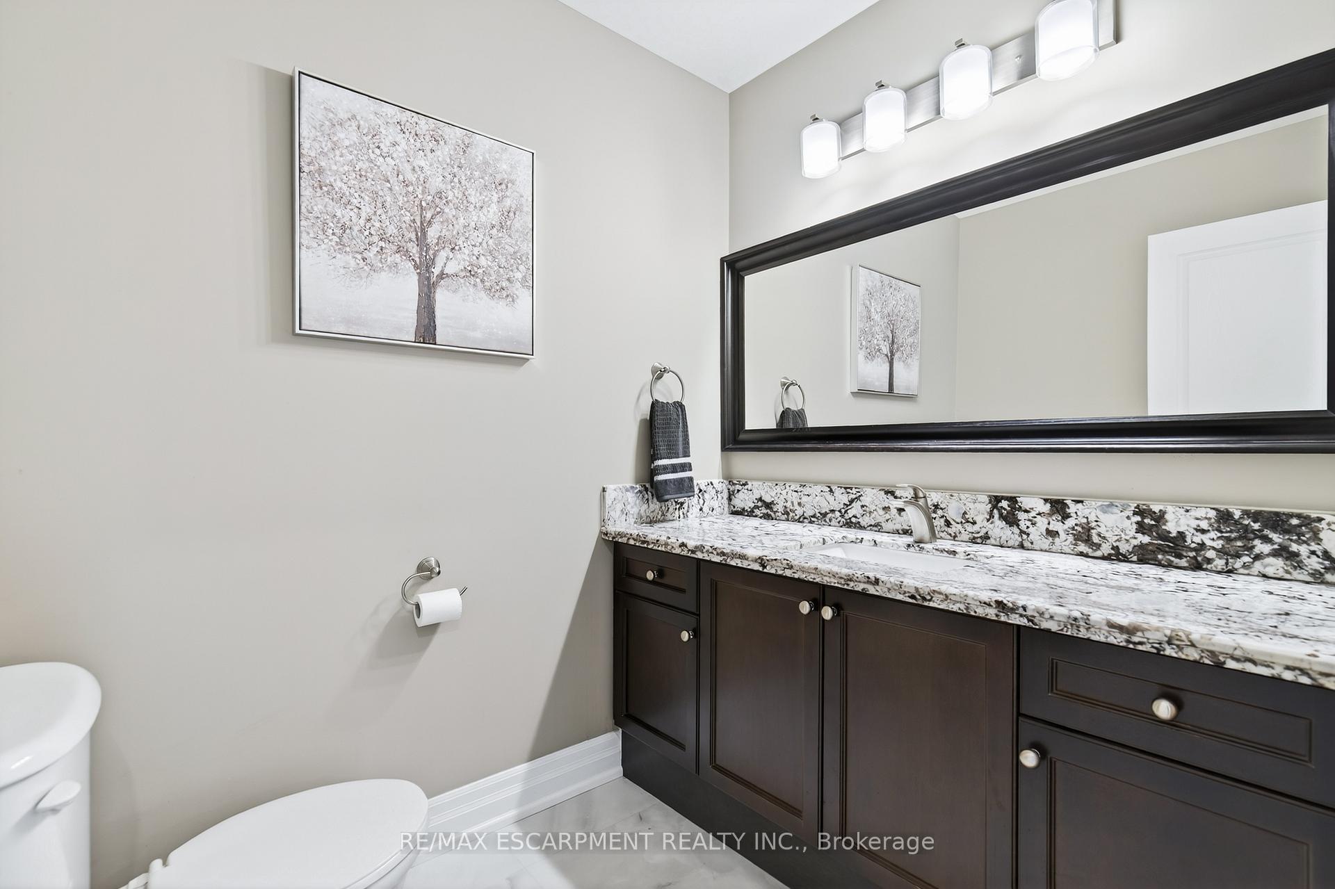 Photo 5 of 79 Assisi Street, Hamilton, Broughton — HOMEH